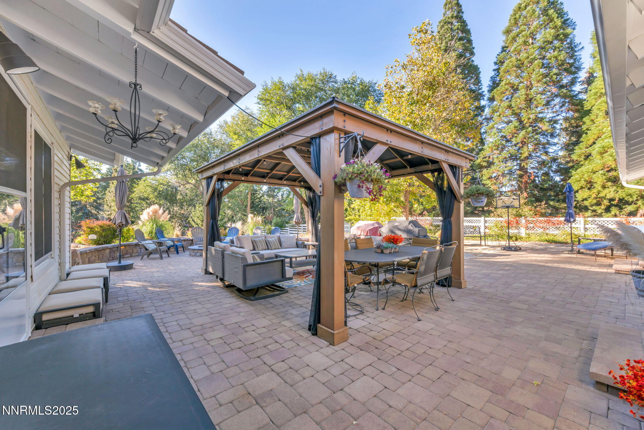 74-web-or-mls-1535-davidson-way