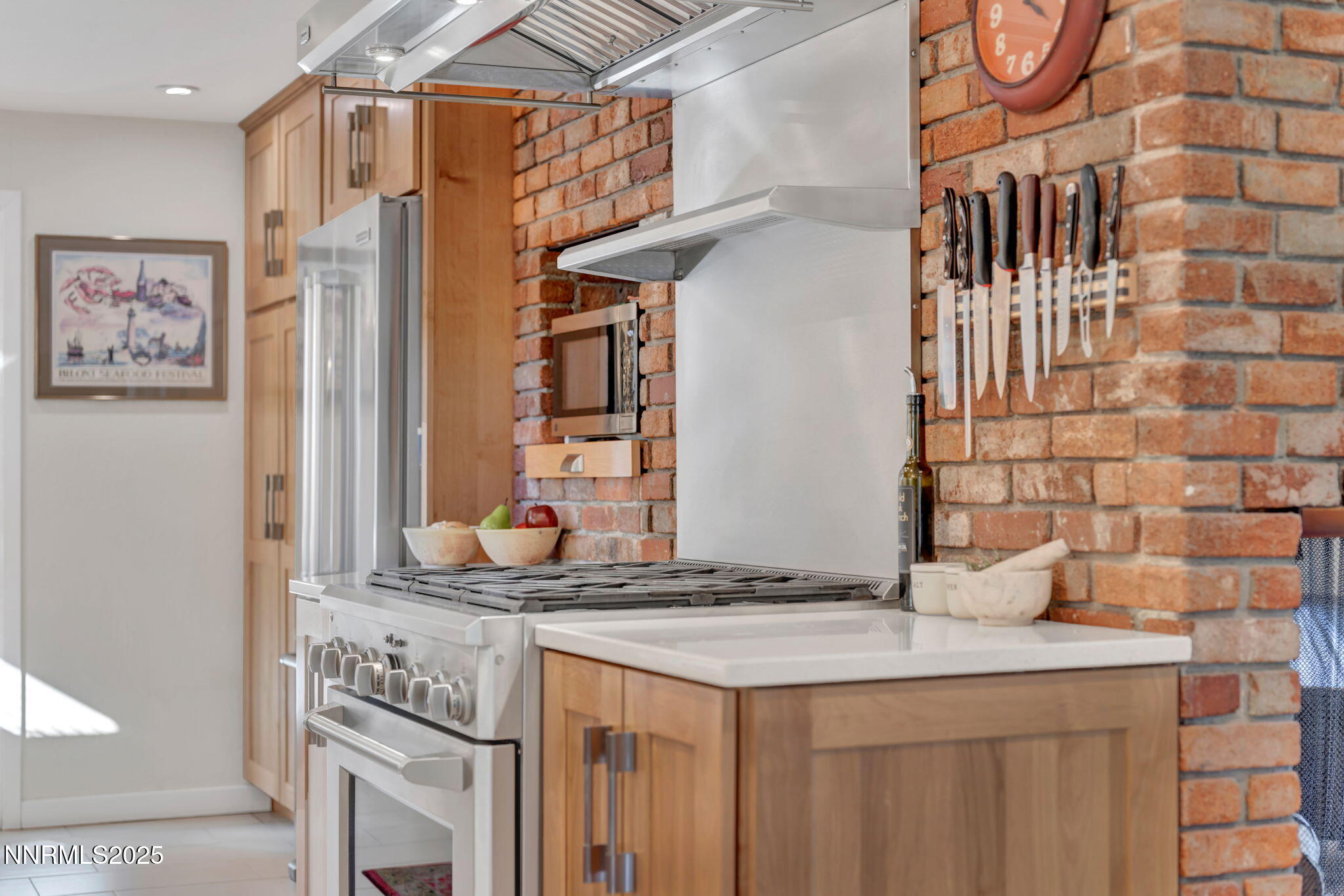 136-web-or-mls-1535-davidson-way