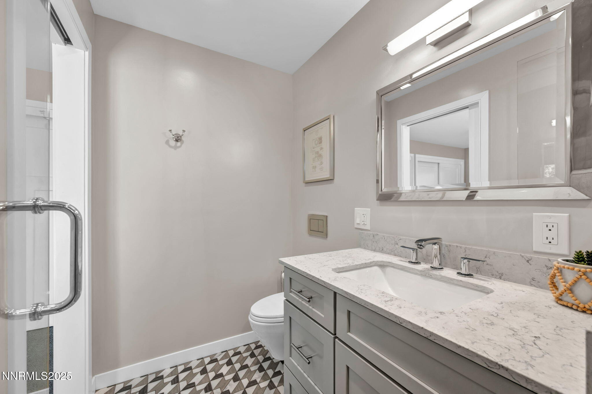 148-web-or-mls-1535-davidson-way