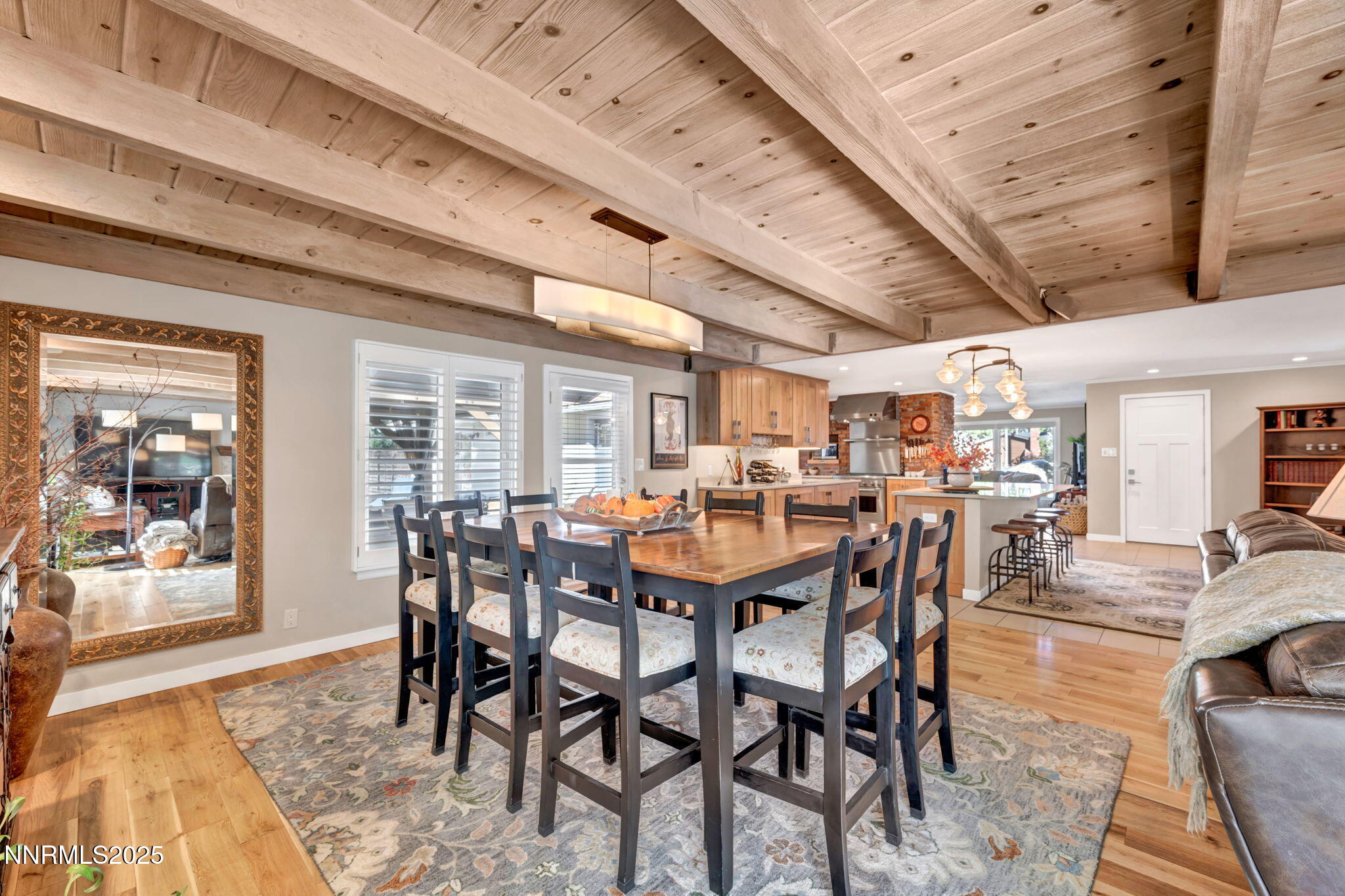 111-web-or-mls-1535-davidson-way