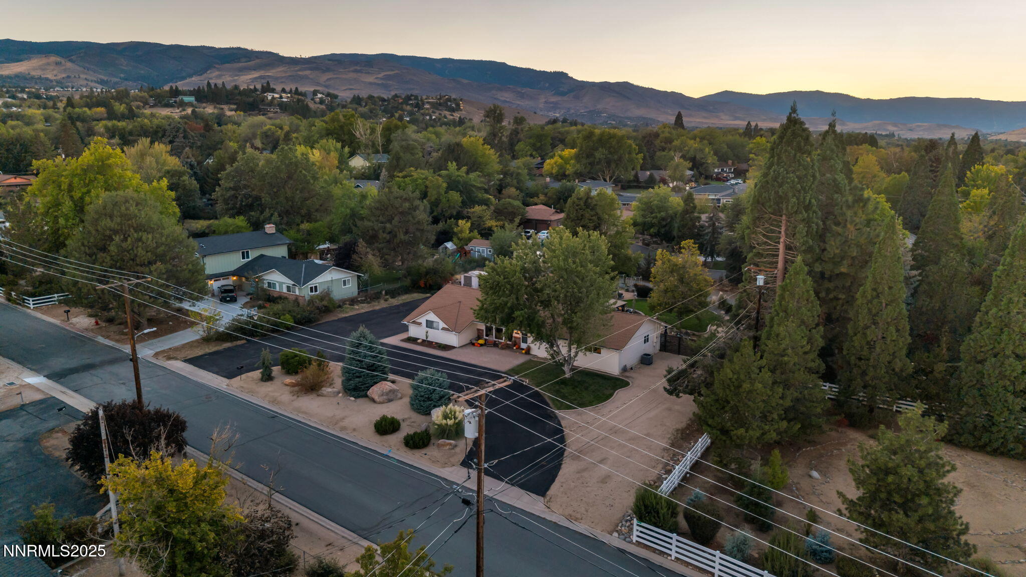 21-web-or-mls-1535-davidson-way