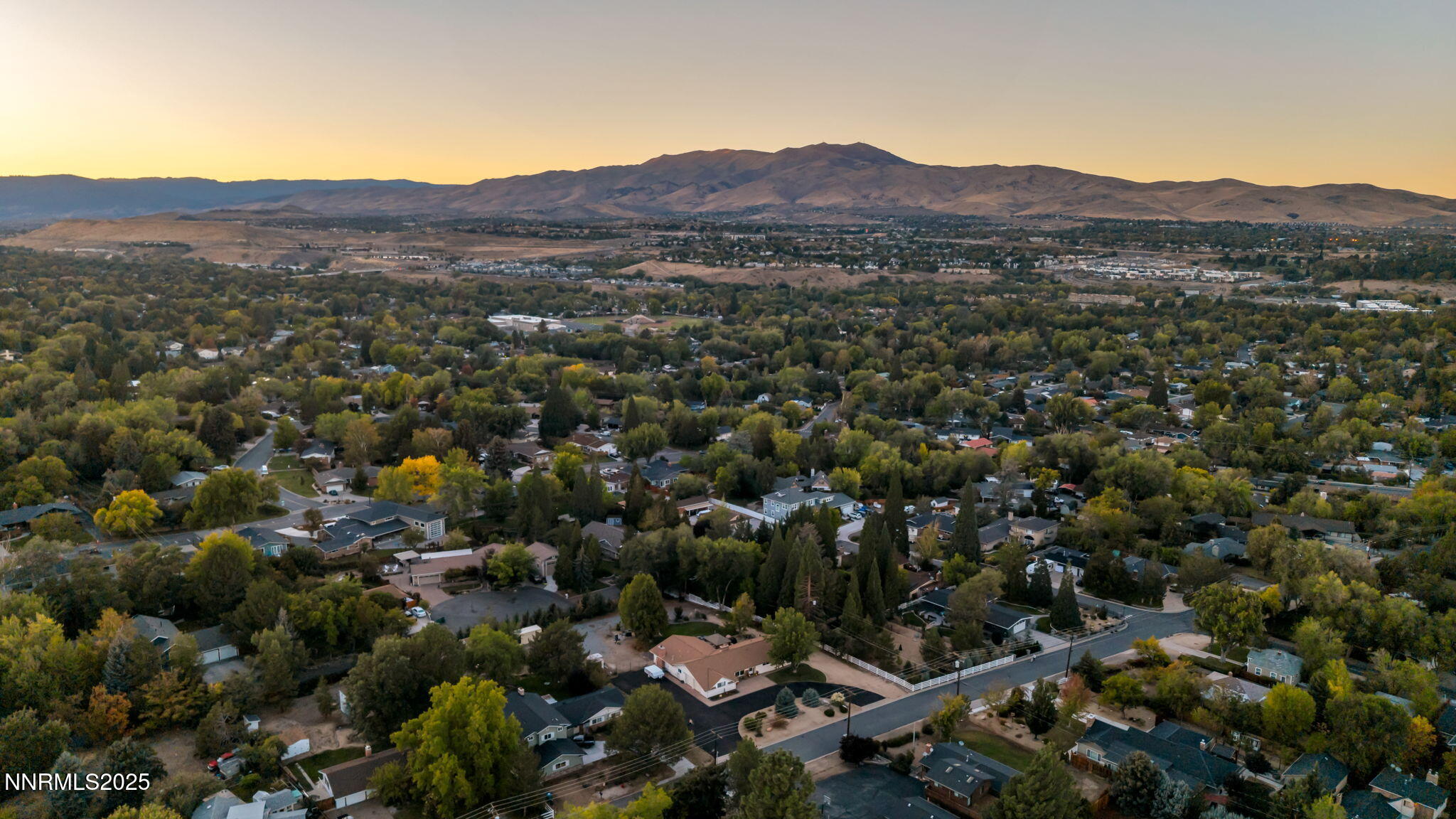 25-web-or-mls-1535-davidson-way