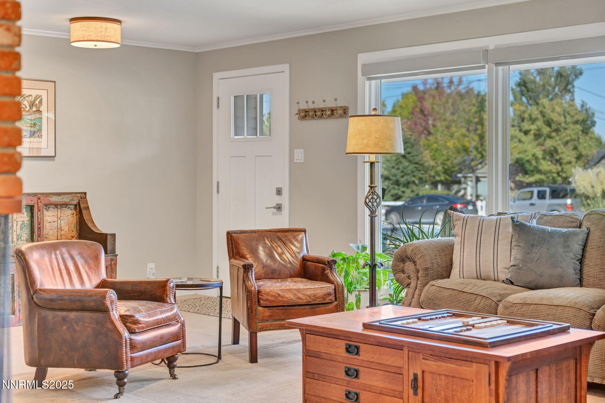 138-web-or-mls-1535-davidson-way