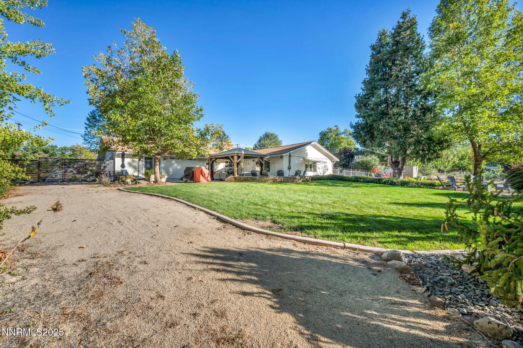 62-web-or-mls-1535-davidson-way