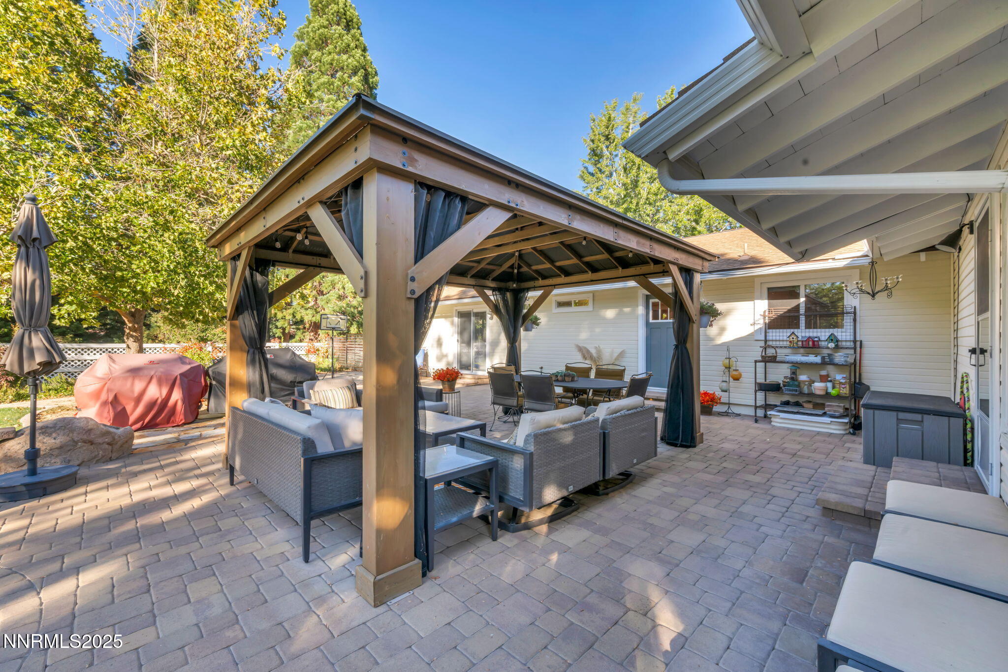 75-web-or-mls-1535-davidson-way