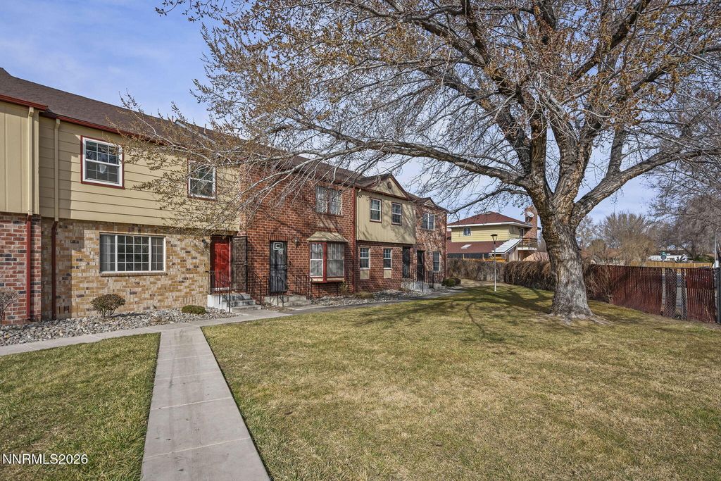 Photo of 483 Beacon Hill Court #16D, Sparks, NV 89431 (MLS # 260001534)