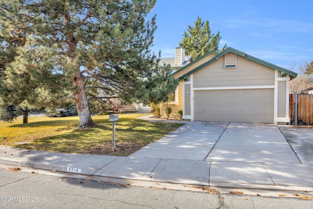 Photo of 5712 Royal Vista Way, Reno, NV 89523 (MLS # 260000041)