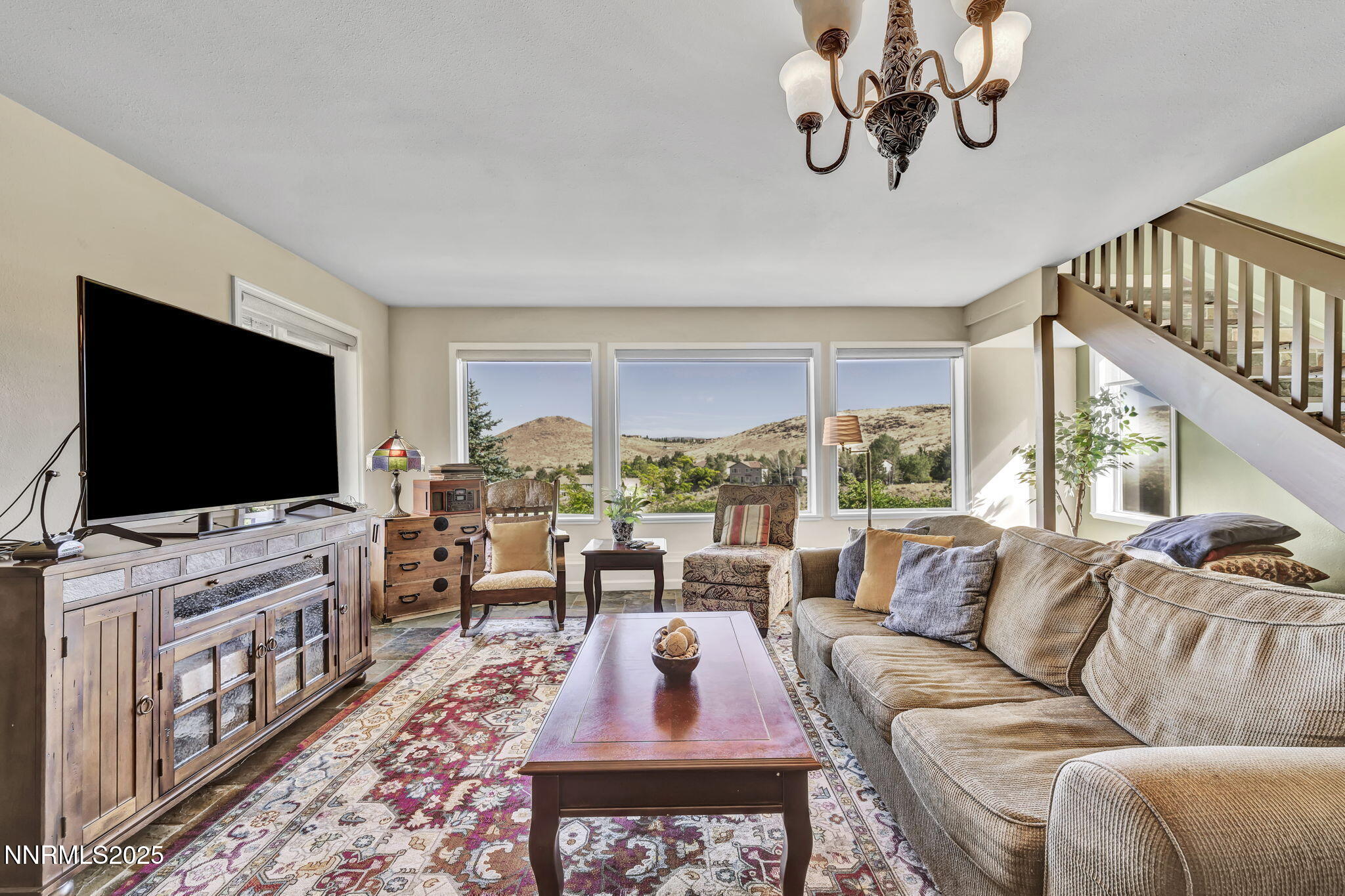 68-web-or-mls-3850-piccadilly-dr