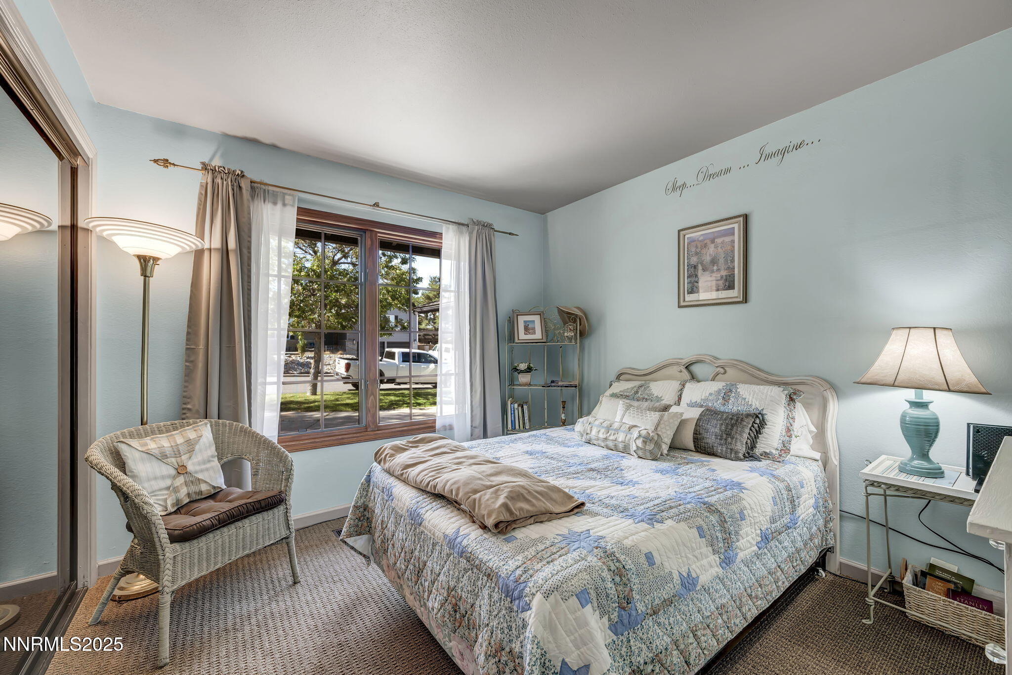 39-web-or-mls-3850-piccadilly-dr