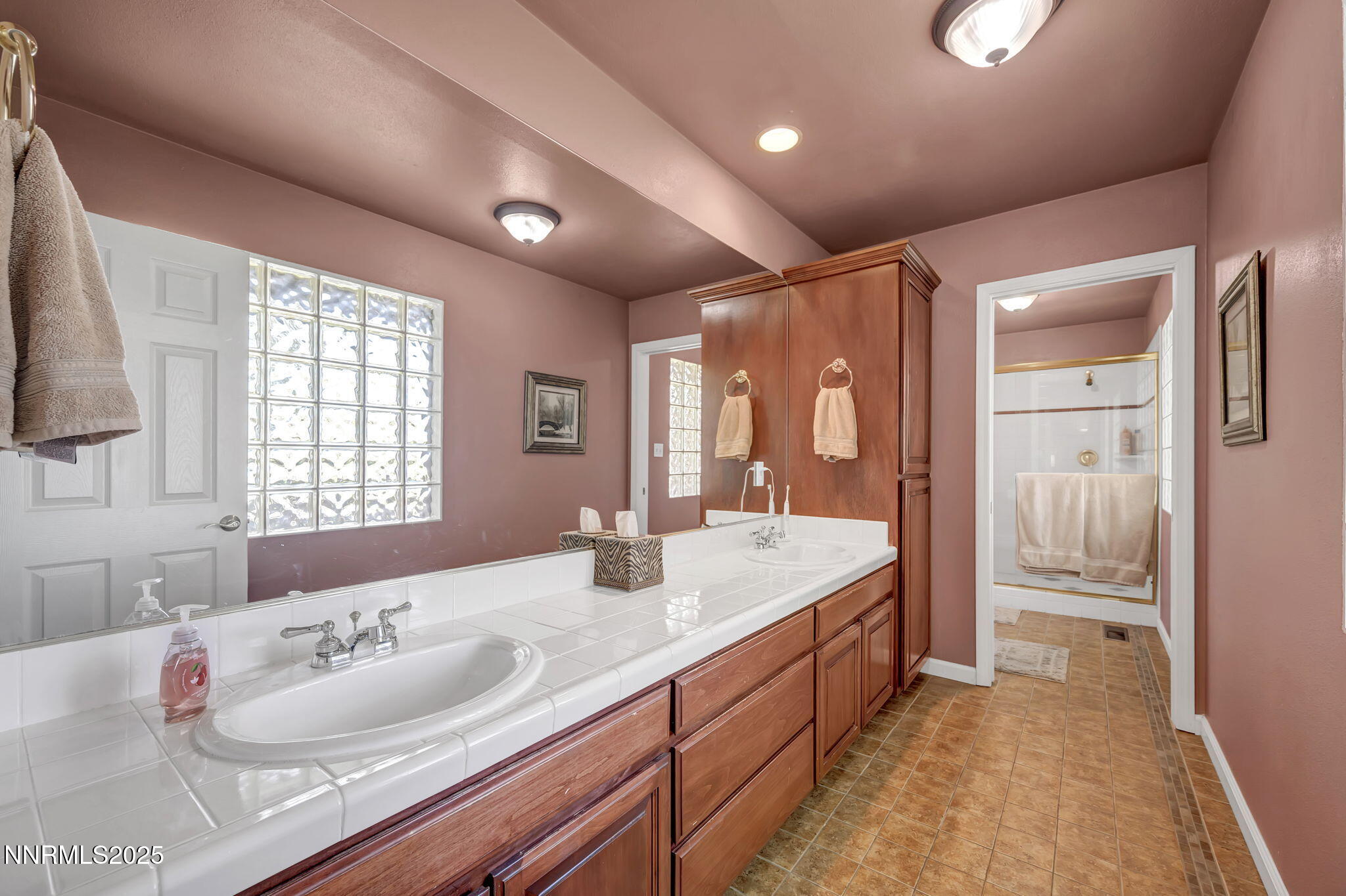 44-web-or-mls-3850-piccadilly-dr