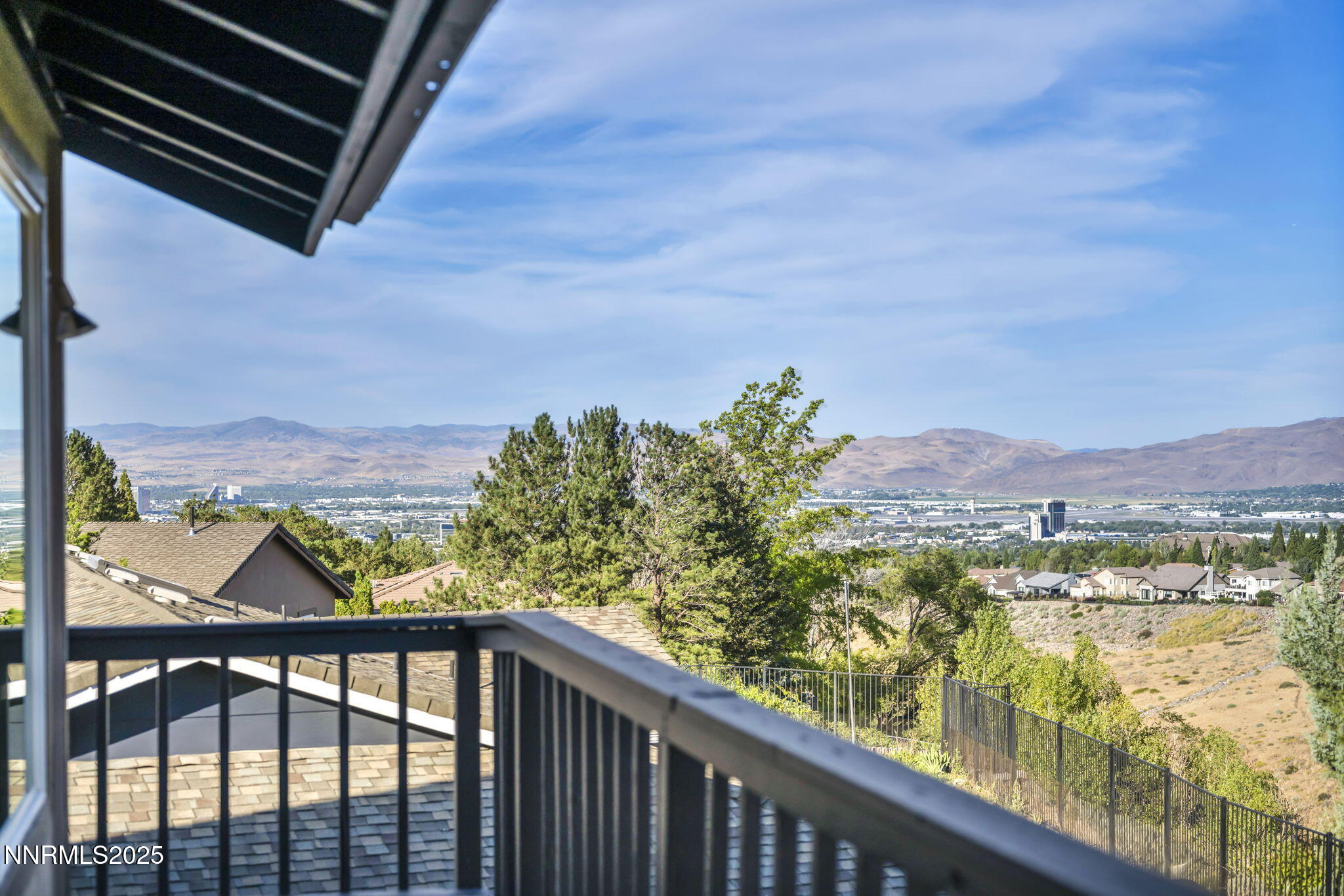 84-web-or-mls-3850-piccadilly-dr