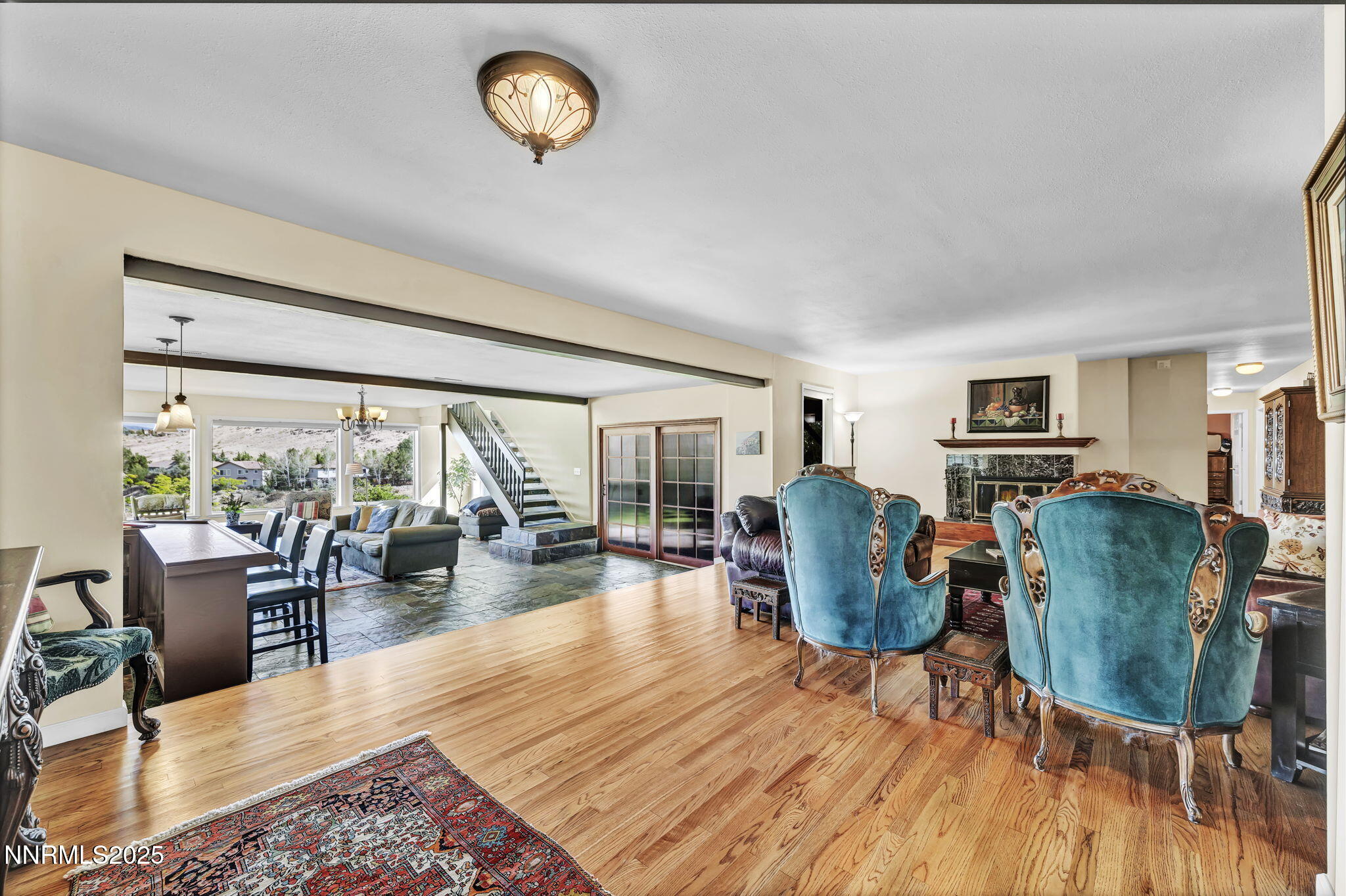 55-web-or-mls-3850-piccadilly-dr