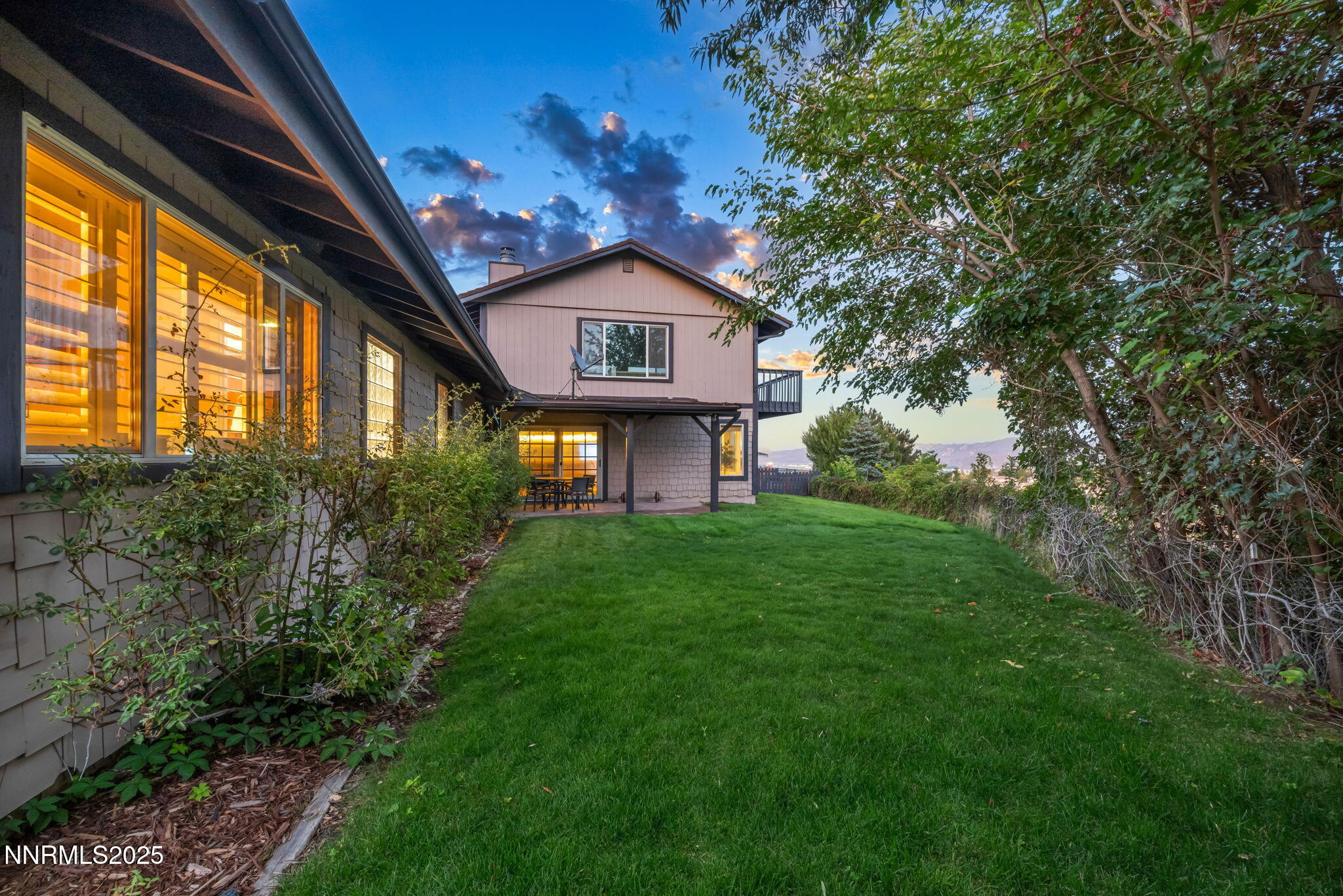 97-web-or-mls-3850-piccadilly-dr