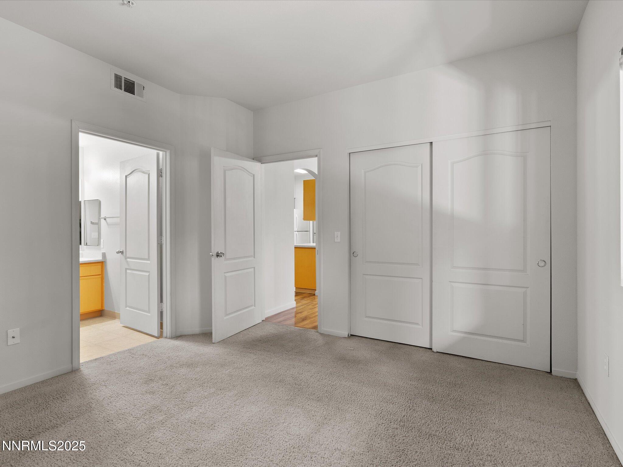 22-6850 Sharlands Ave-Unit 1111-121