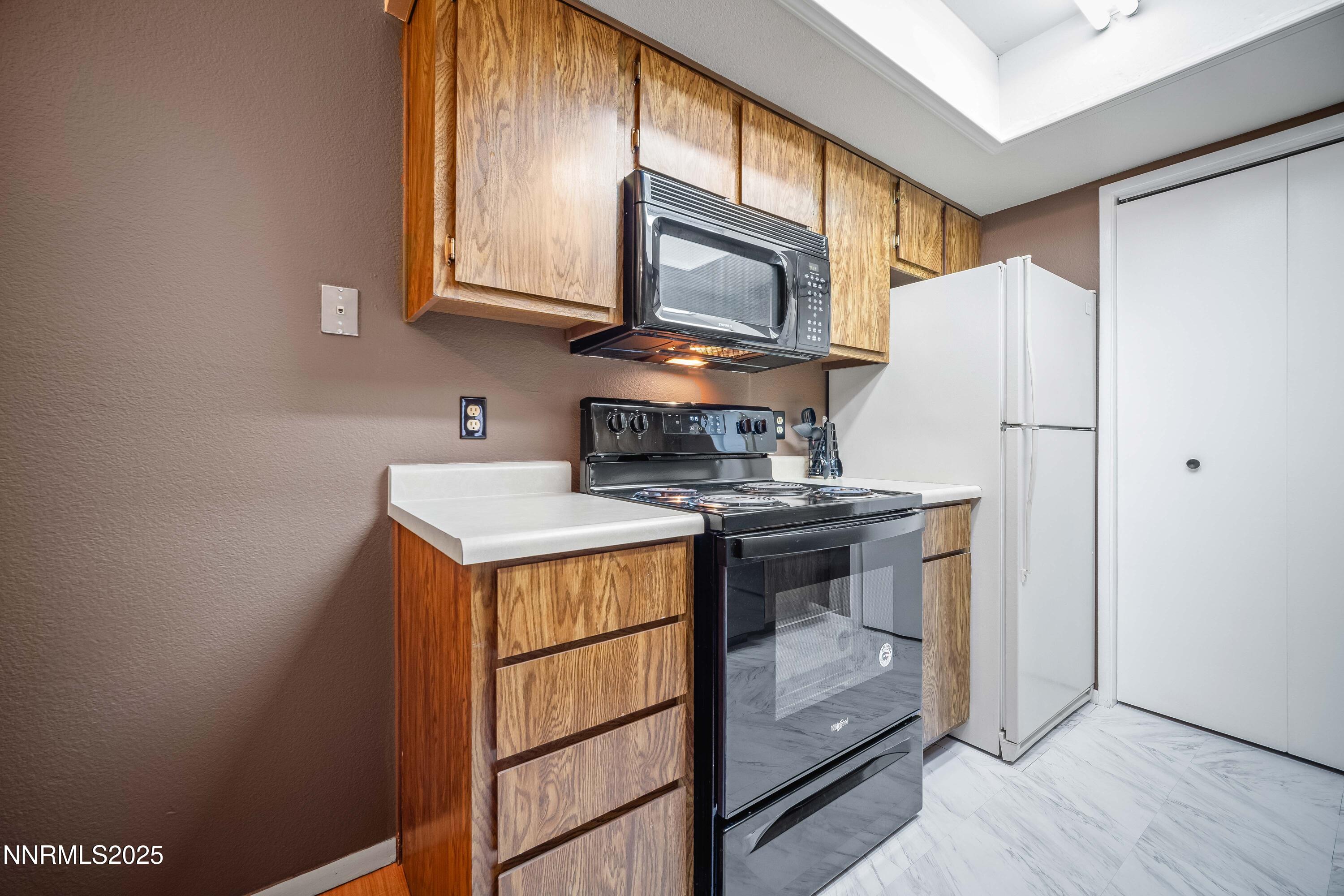 555 E Patriot Blvd #207 MLS 010