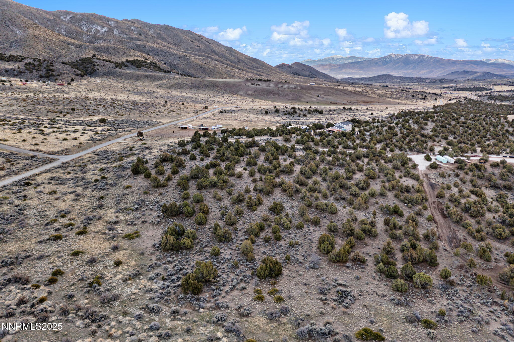 32-web-or-mls-DJI_0474