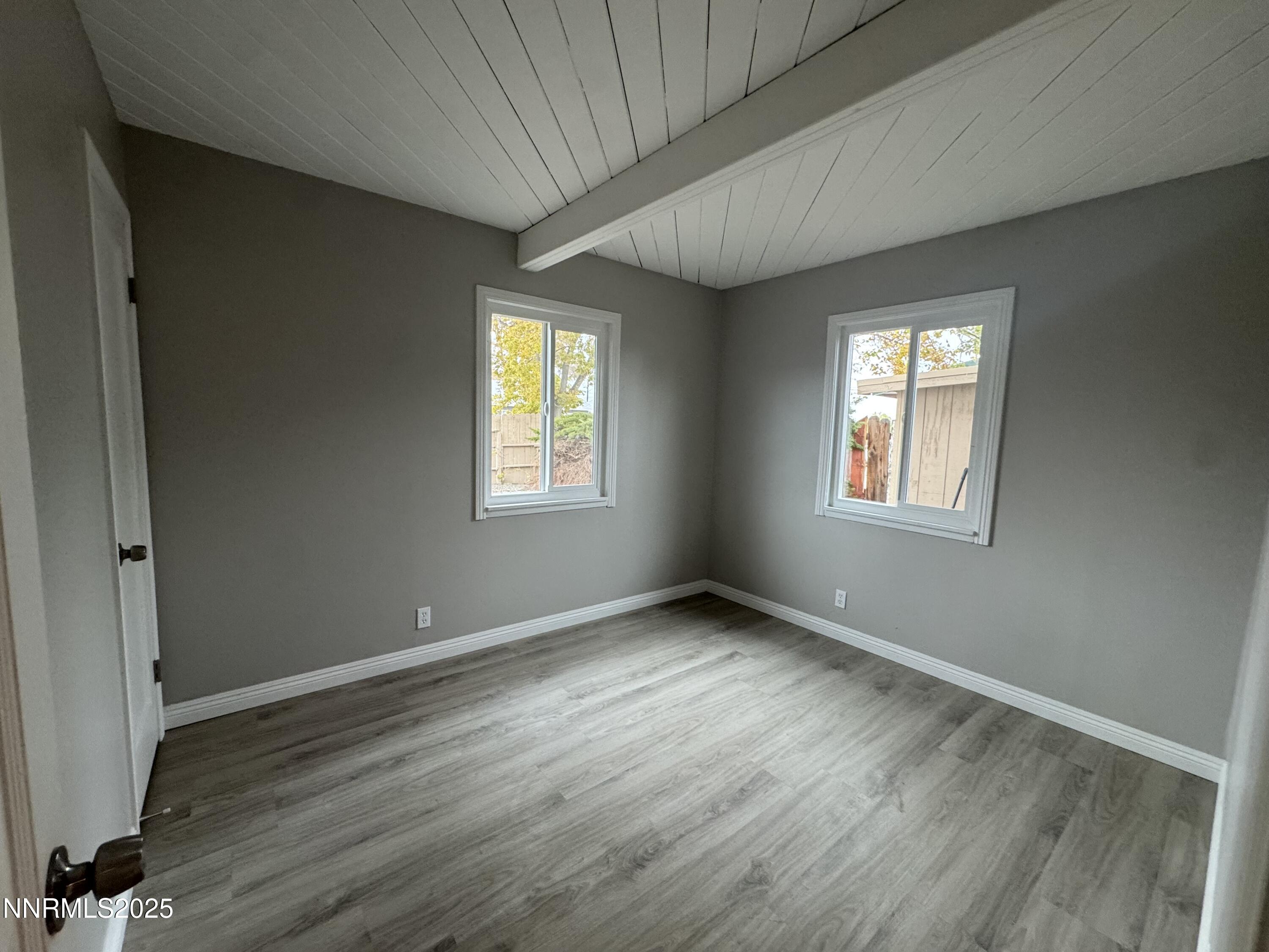 125 english bedroom 1