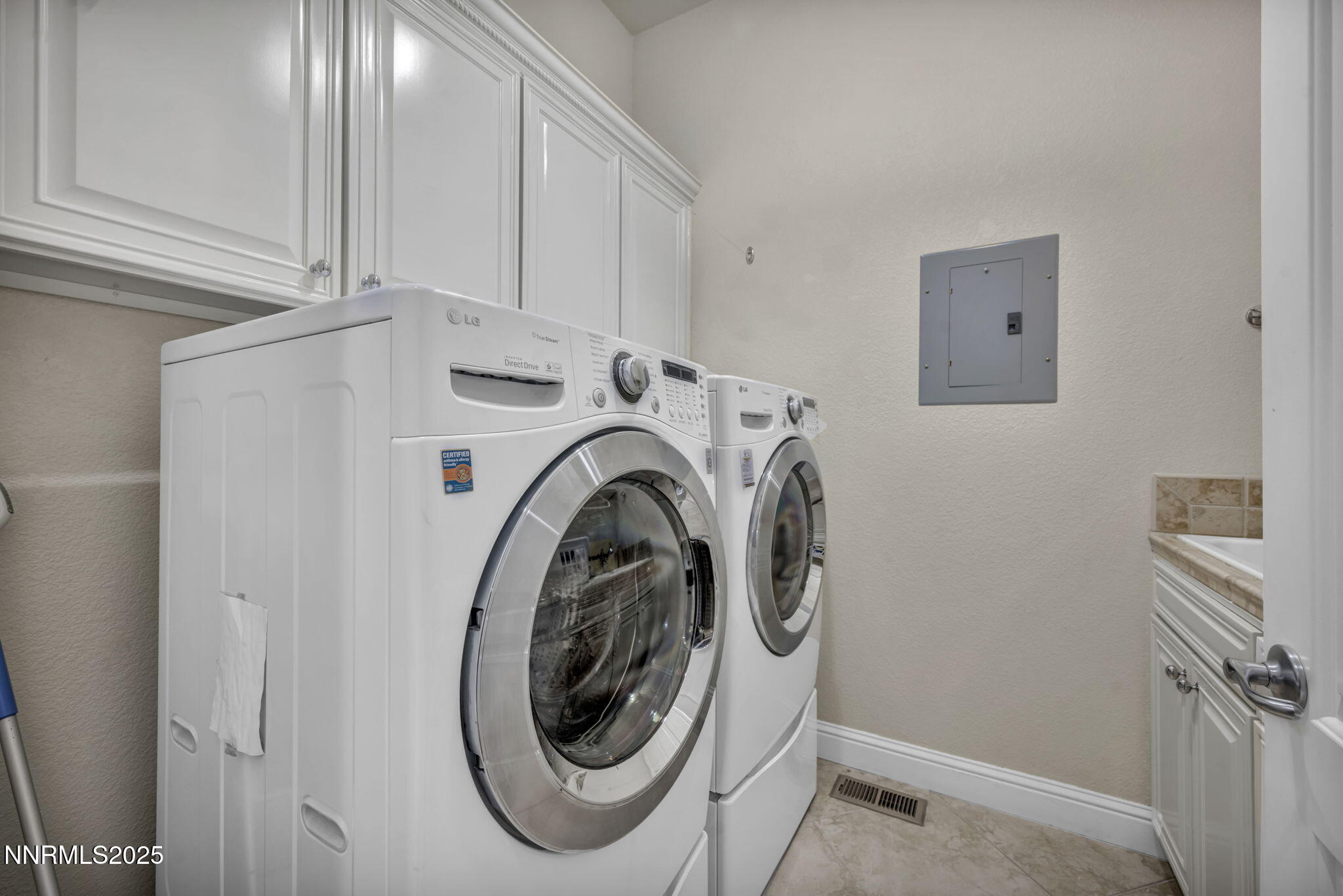 125-web-or-mls-10100-via-ponte (1)