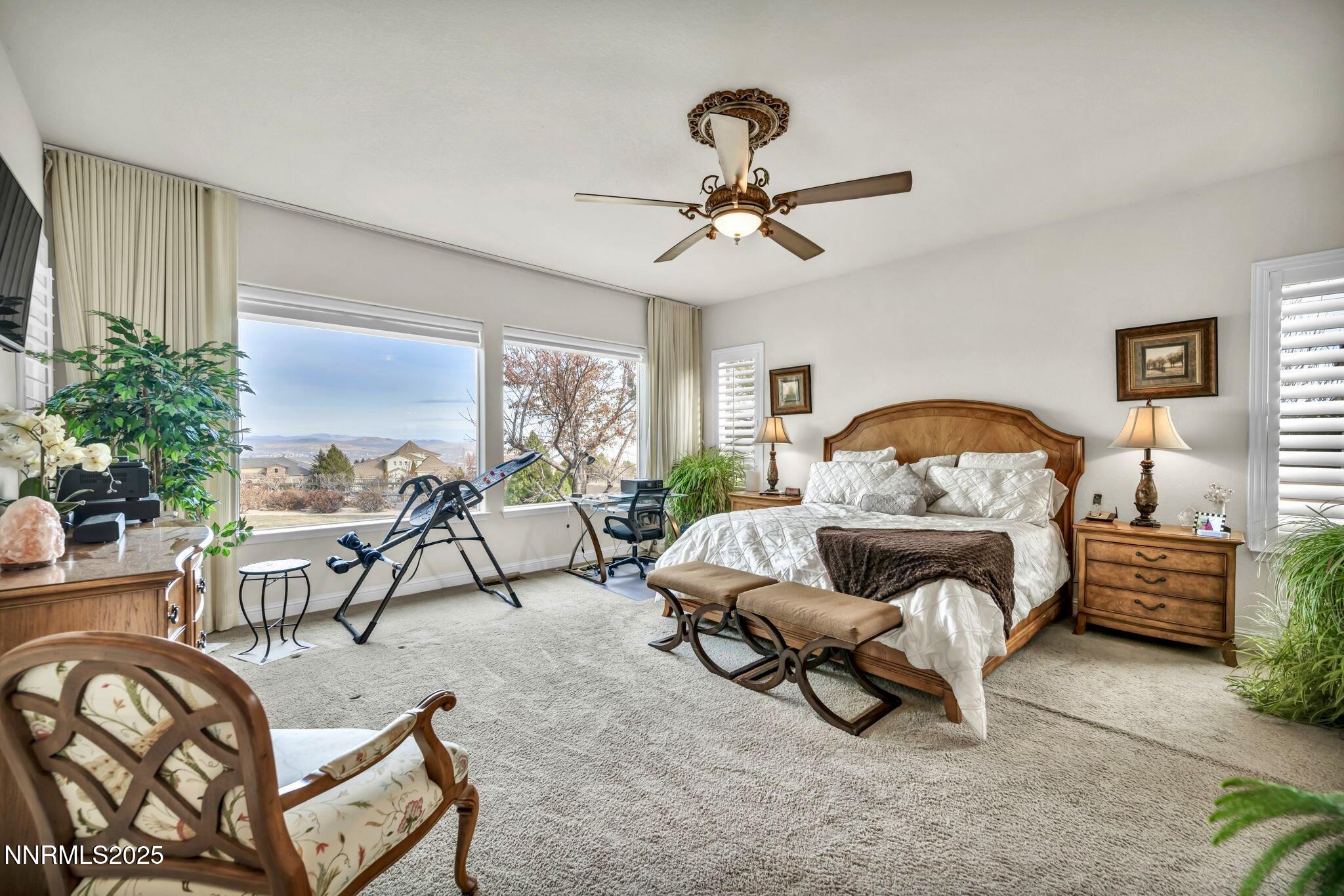 A77C6873-E4F3-455E-811E-0B11ED448156_1_2