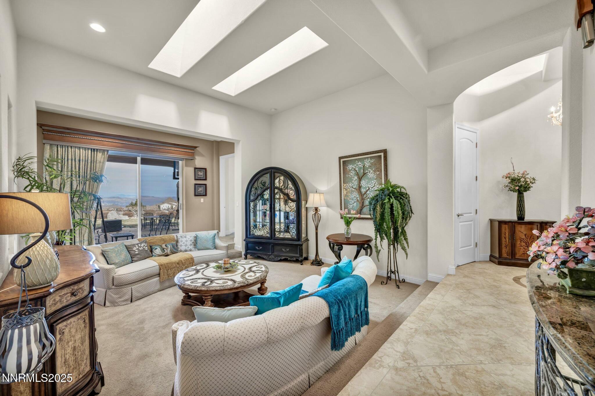 6E876F5E-69B1-4BF7-9C7D-0B018049D29C_1_2