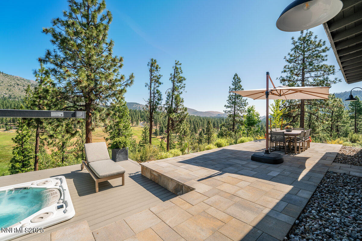 expansive paver patio