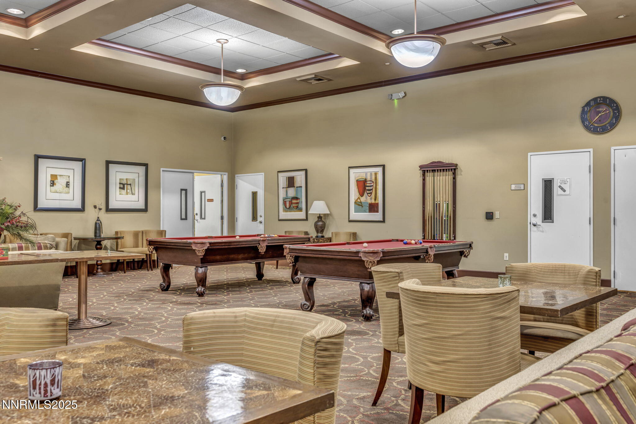 15-web-or-mls-450-n-arlington-ave