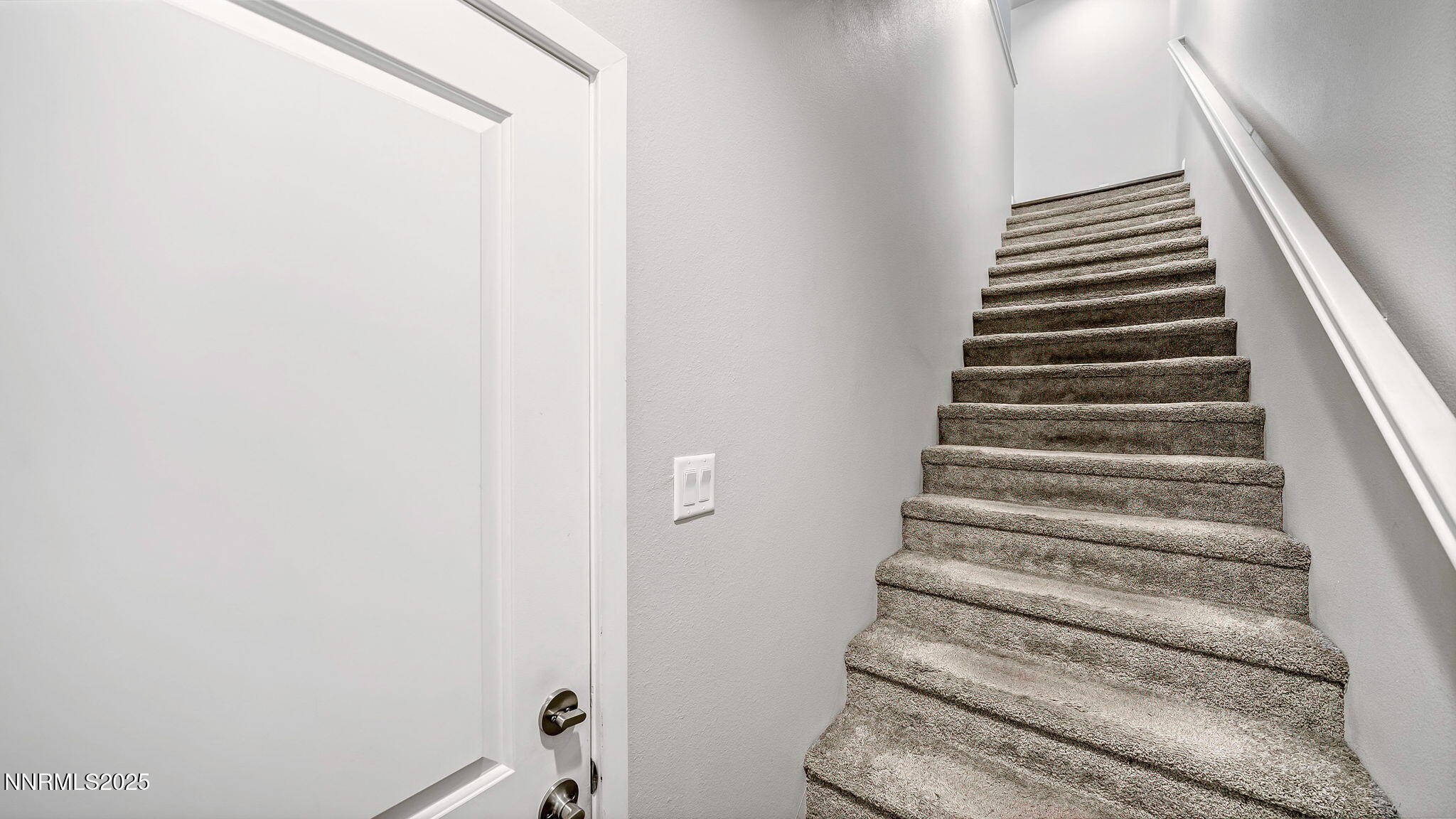 5-DSC01555_6_7_9-Edit