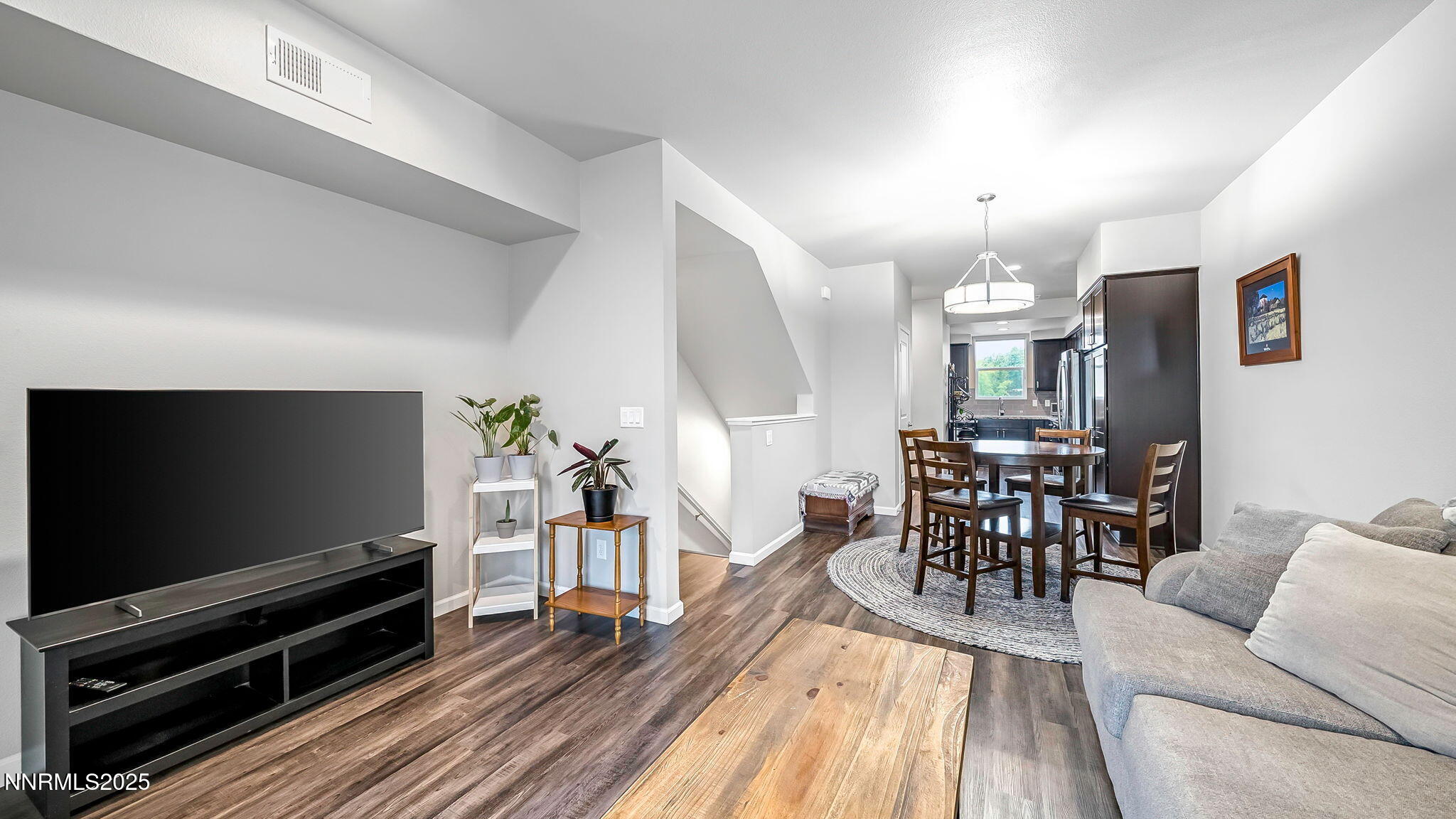 7-DSC01595_6_7_9-Edit