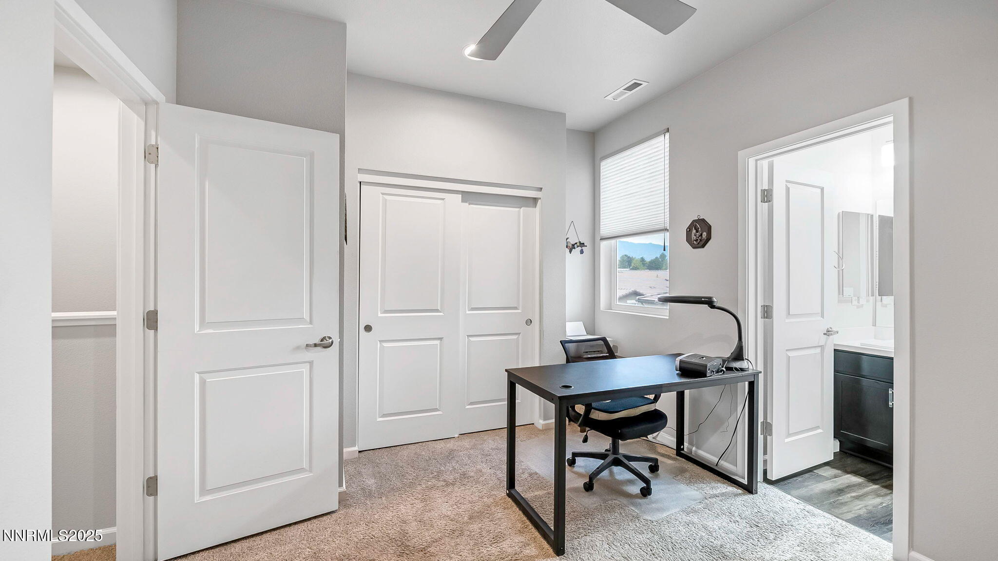 23-DSC01675_6_7_9-Edit