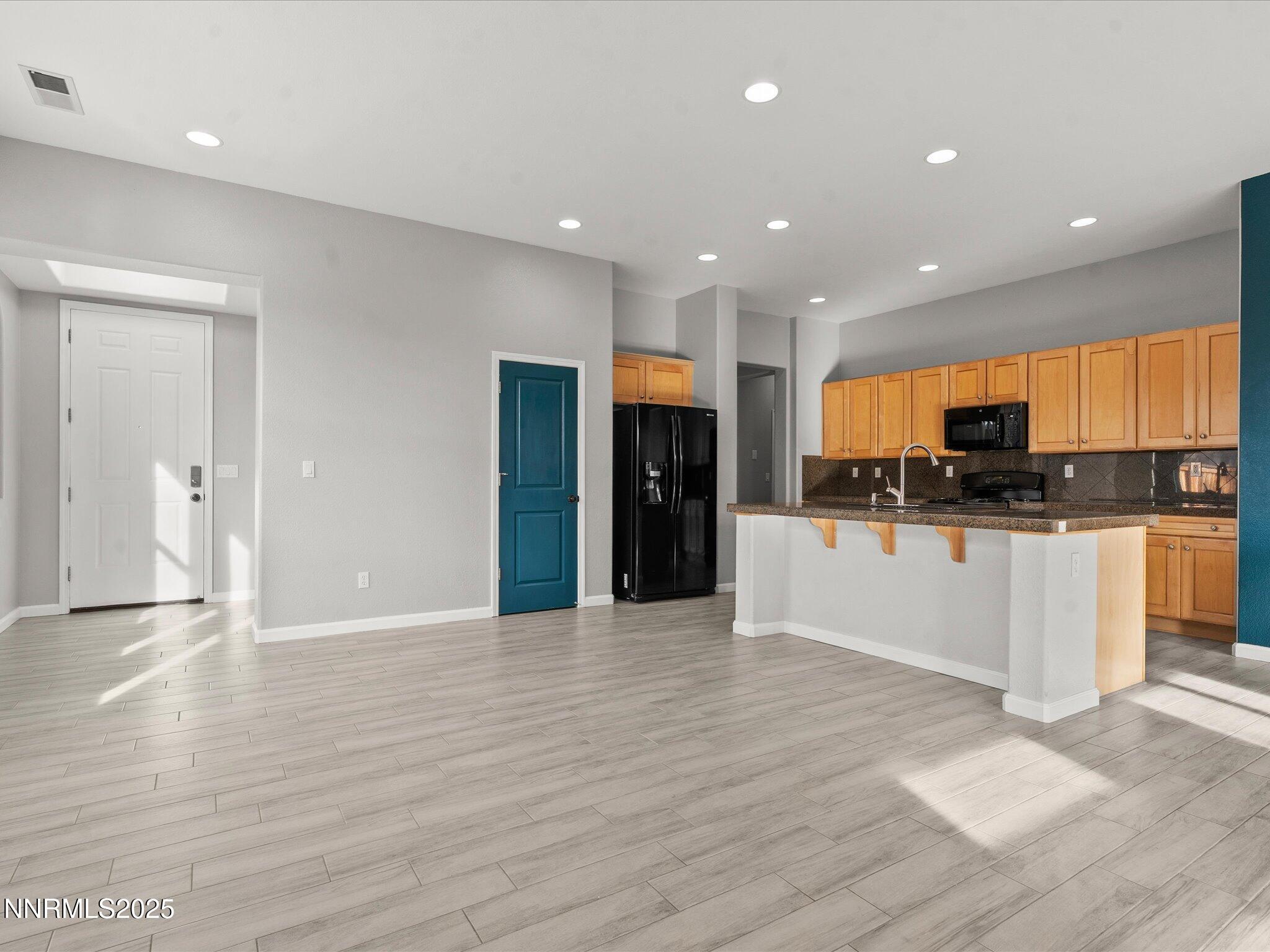 08-7100 Souverain Ln-107