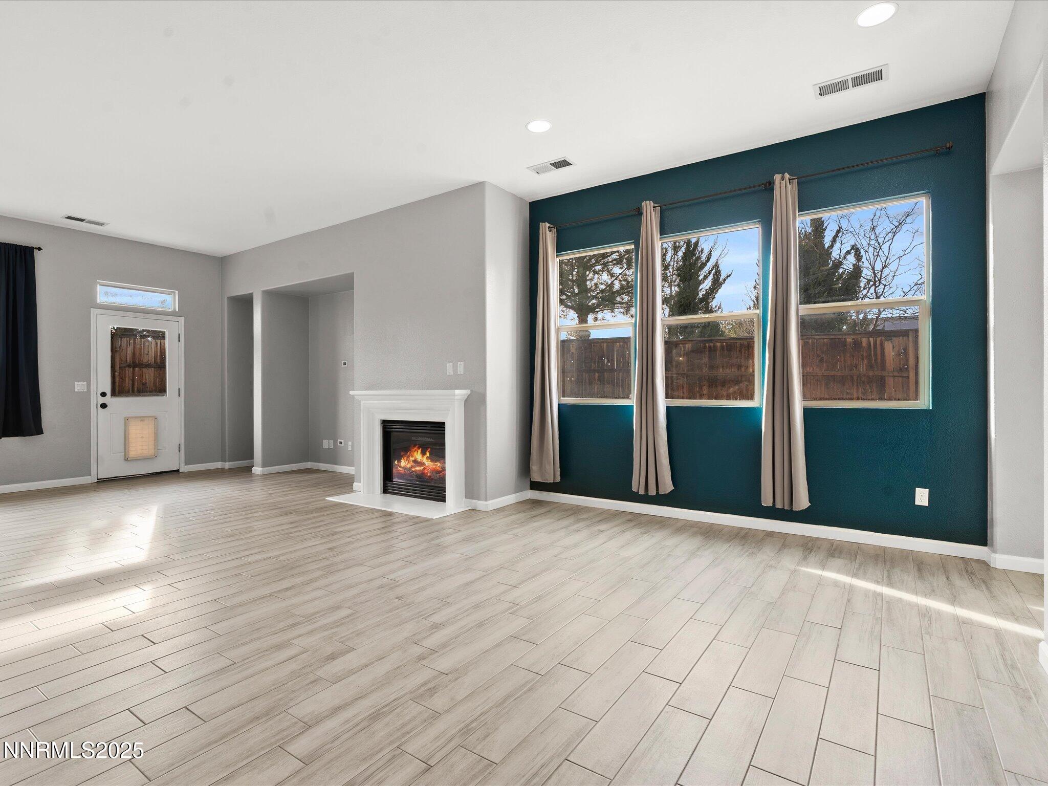 10-7100 Souverain Ln-109