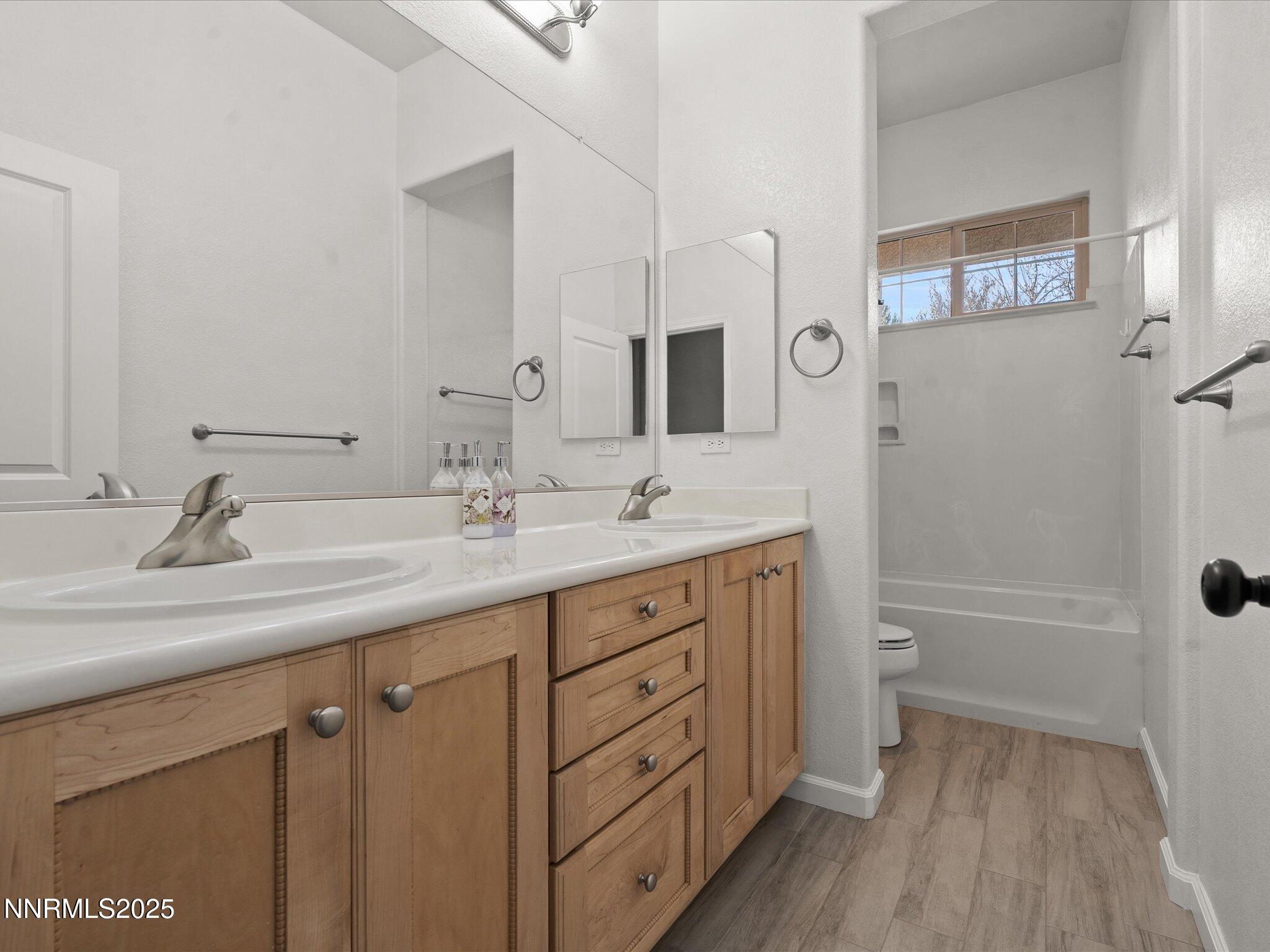 31-7100 Souverain Ln-130