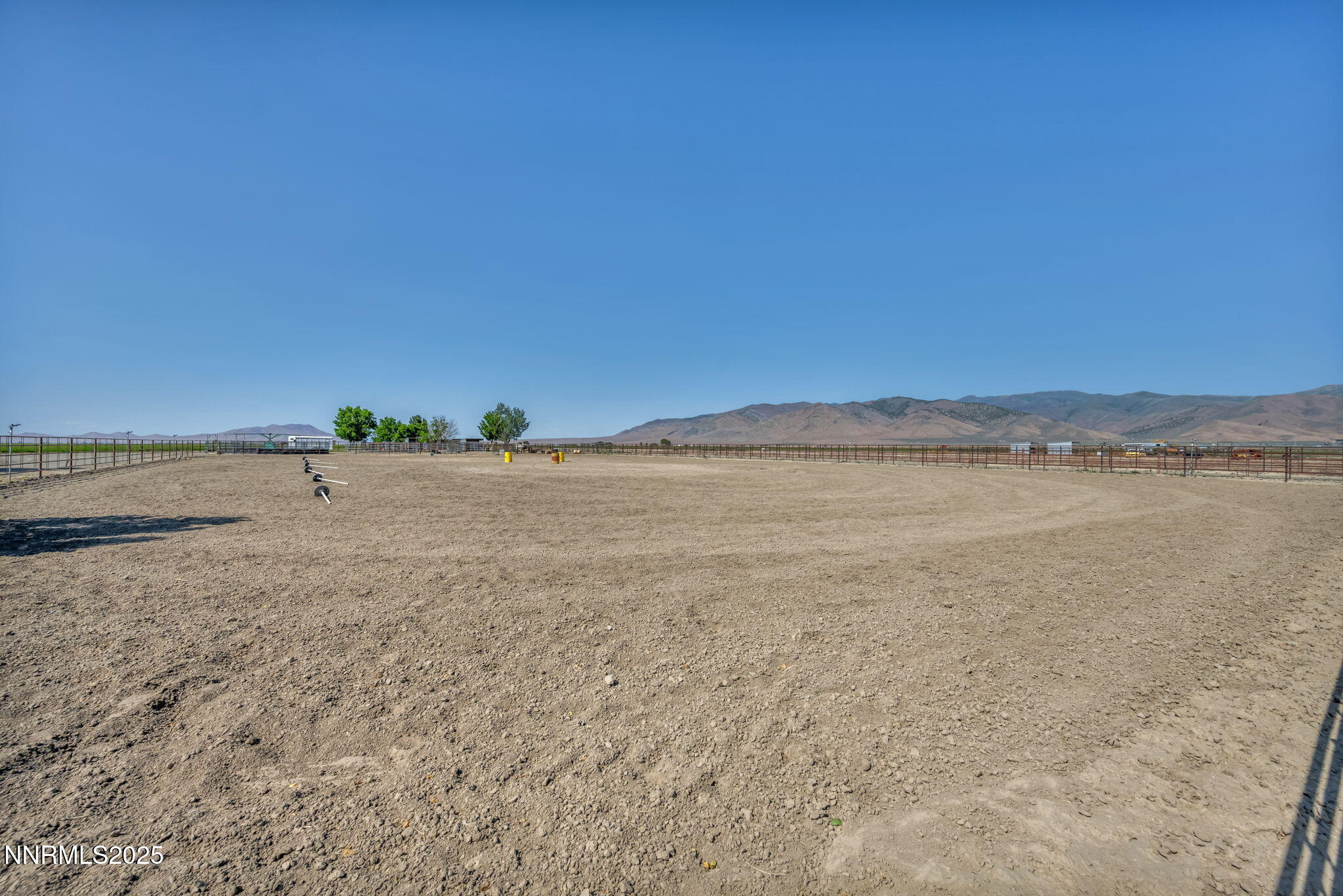 14-web-or-mls-2505-baines-rd