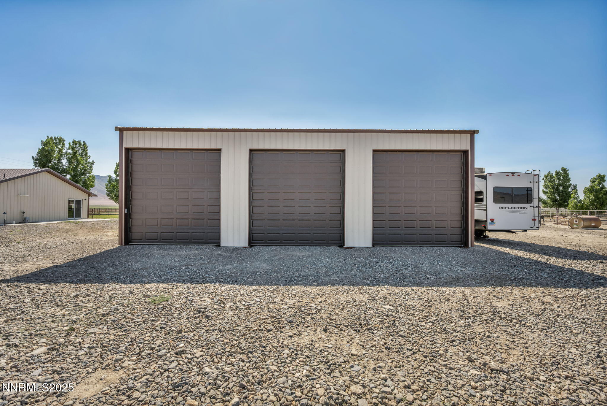 12-web-or-mls-2505-baines-rd