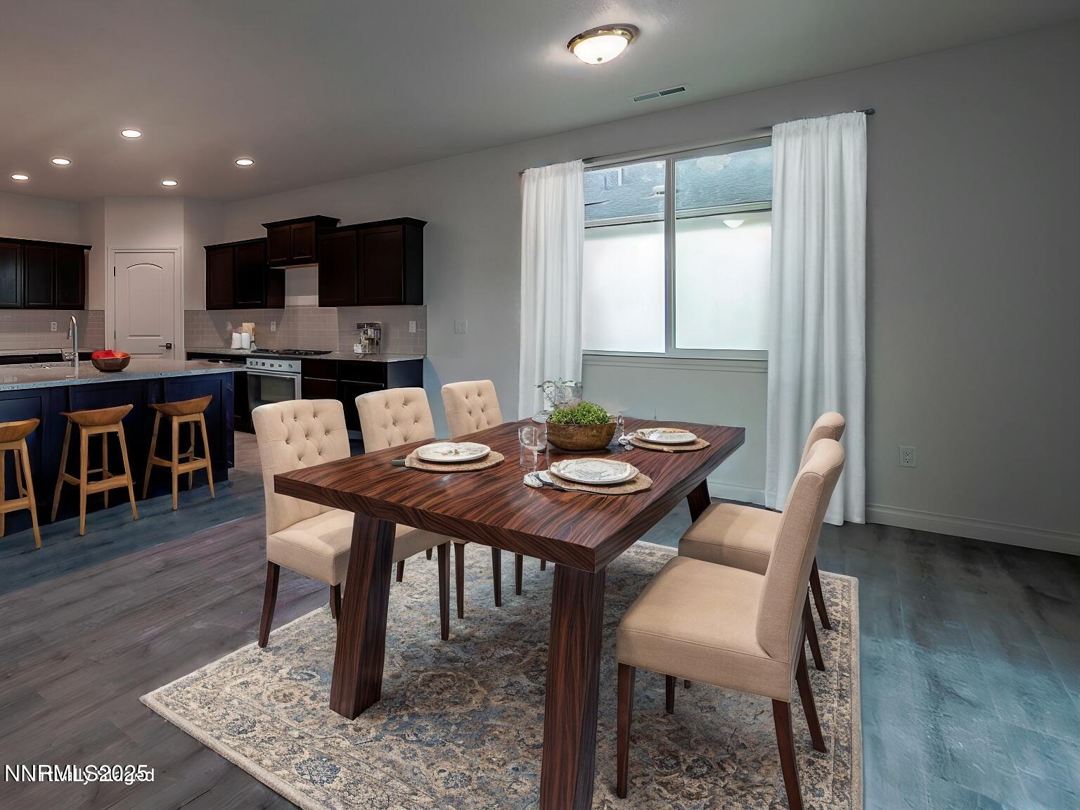 JV-Lot6-Dining1-VirtualStaging-20241114_