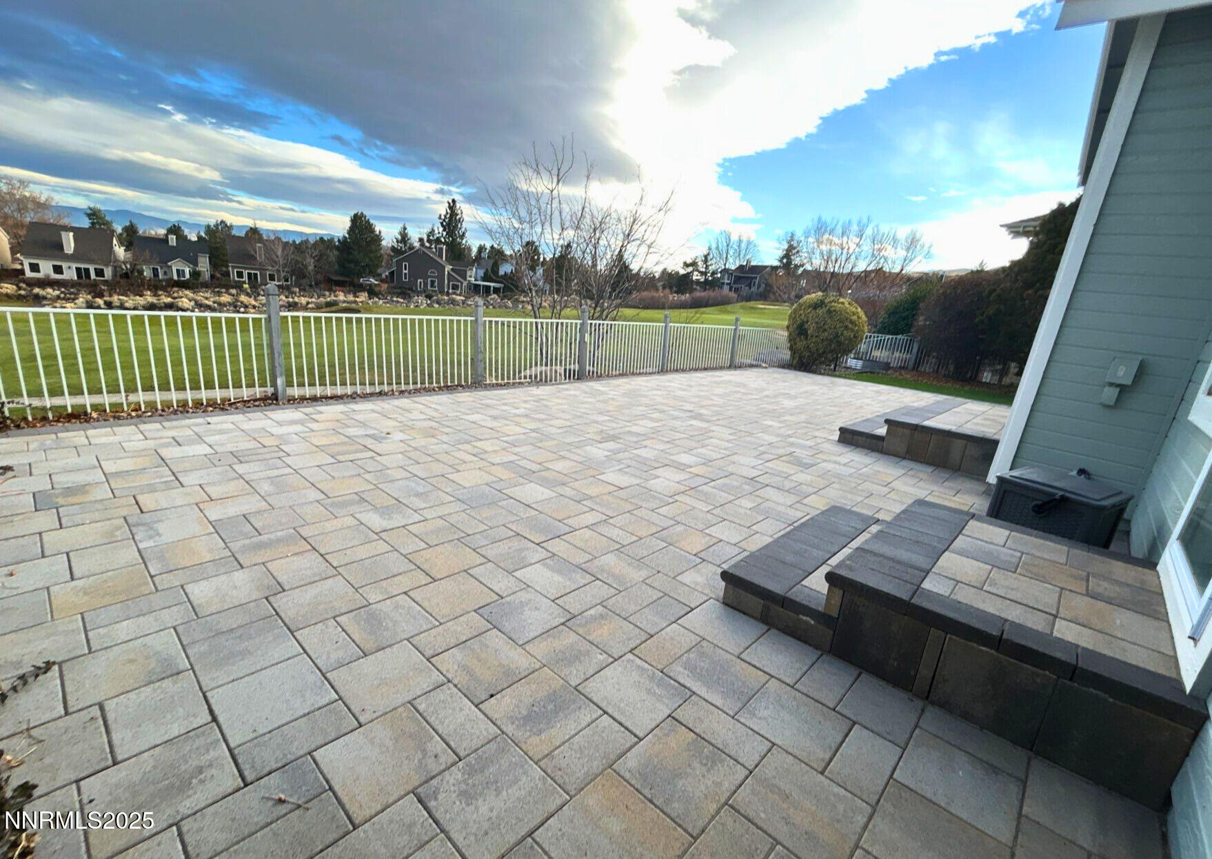 e1b0ae5e-7746-4861-982c-397f91e33c7a