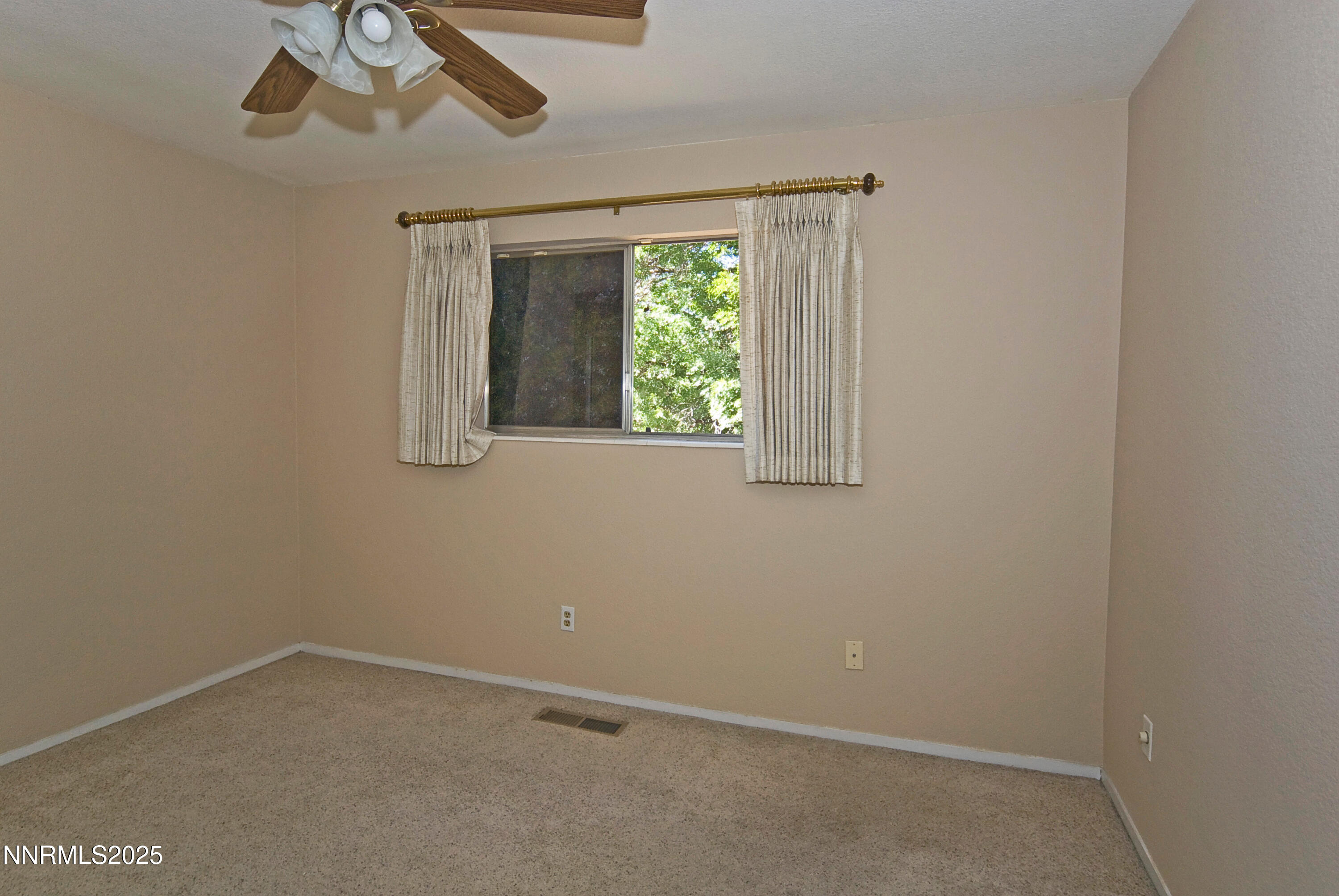 4875 Golden Springs Dr Reno NV-print-045