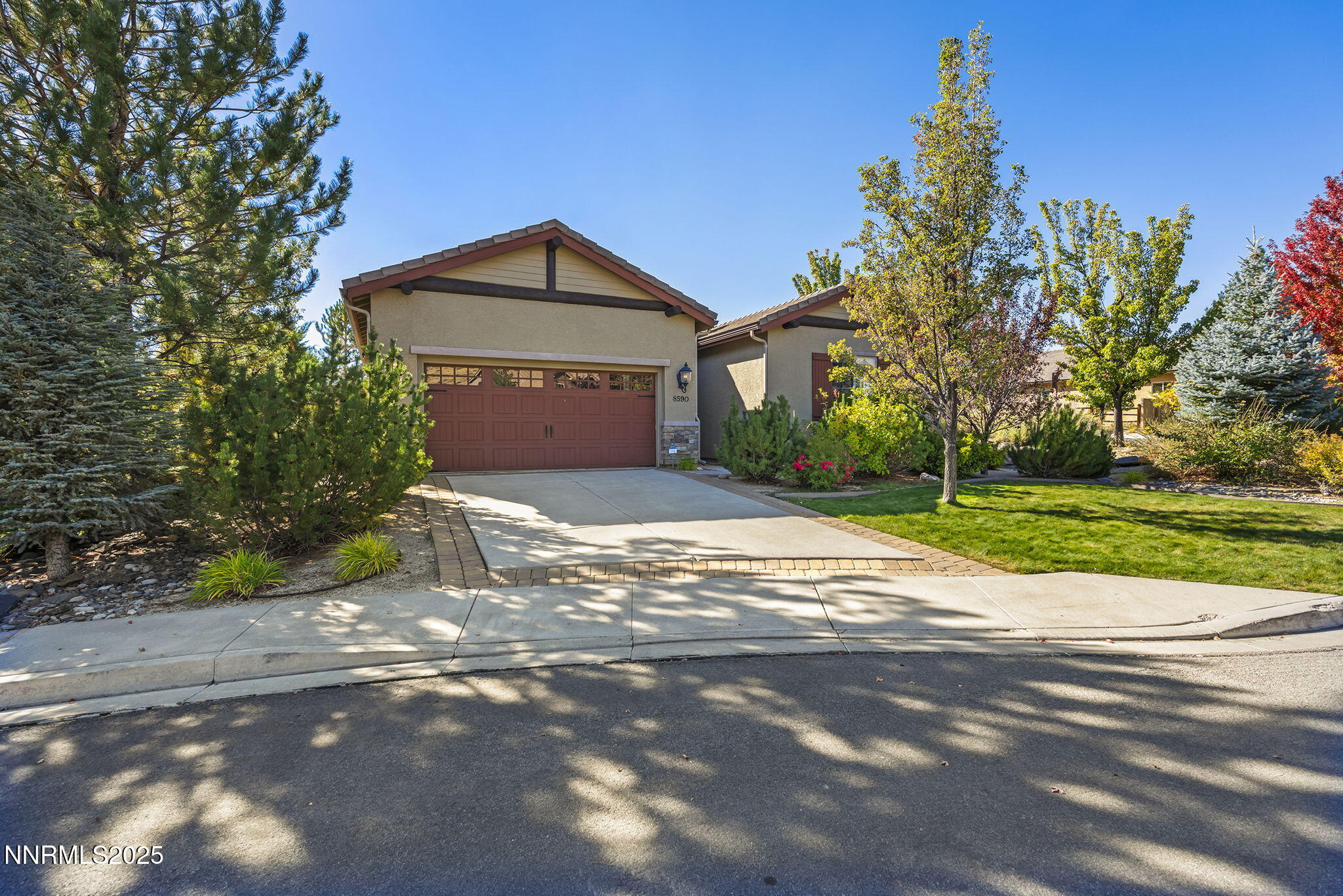 1-web-or-mls-_DSC9840