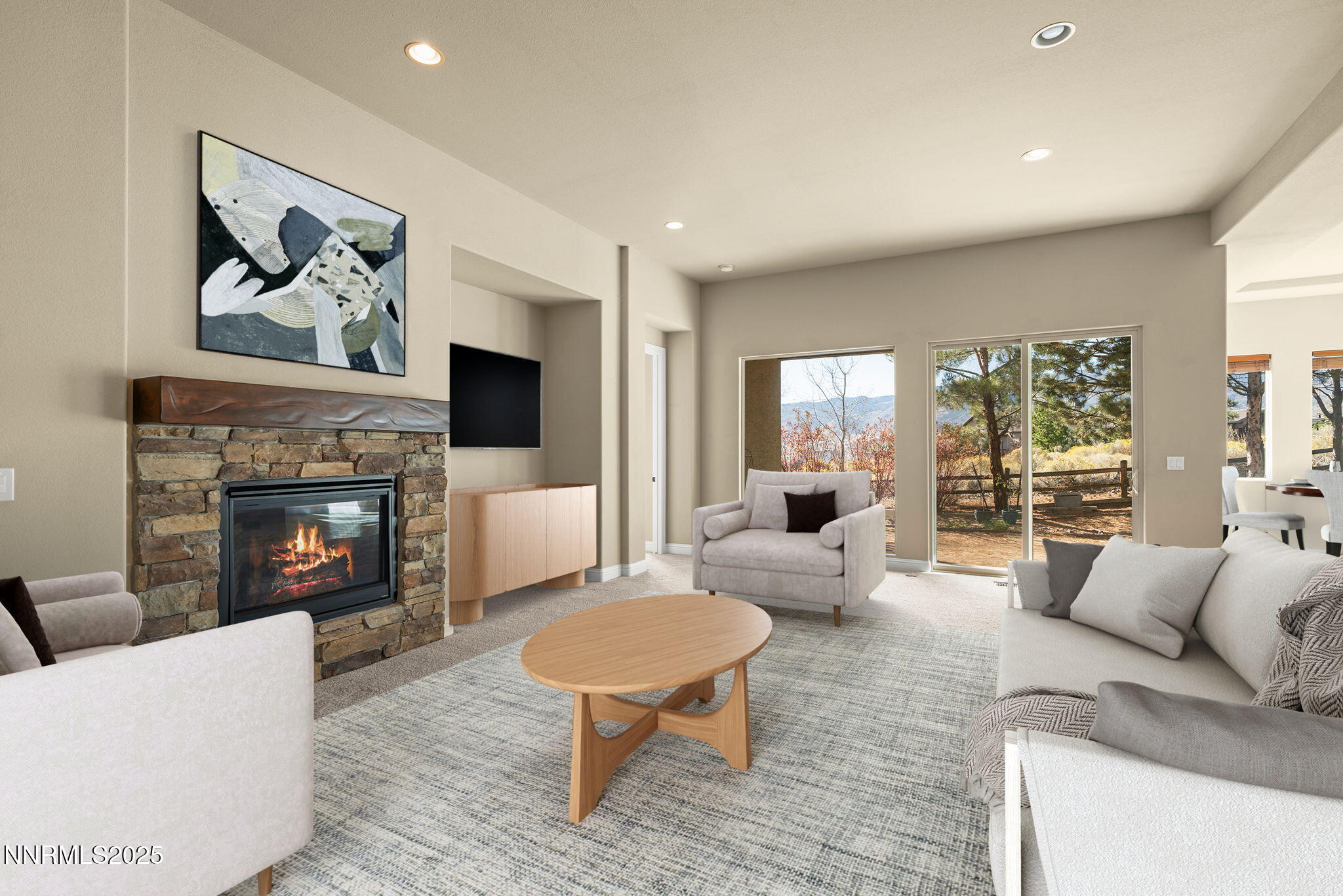 7-web-or-mls-8590_18th_Hole_Trail_Living