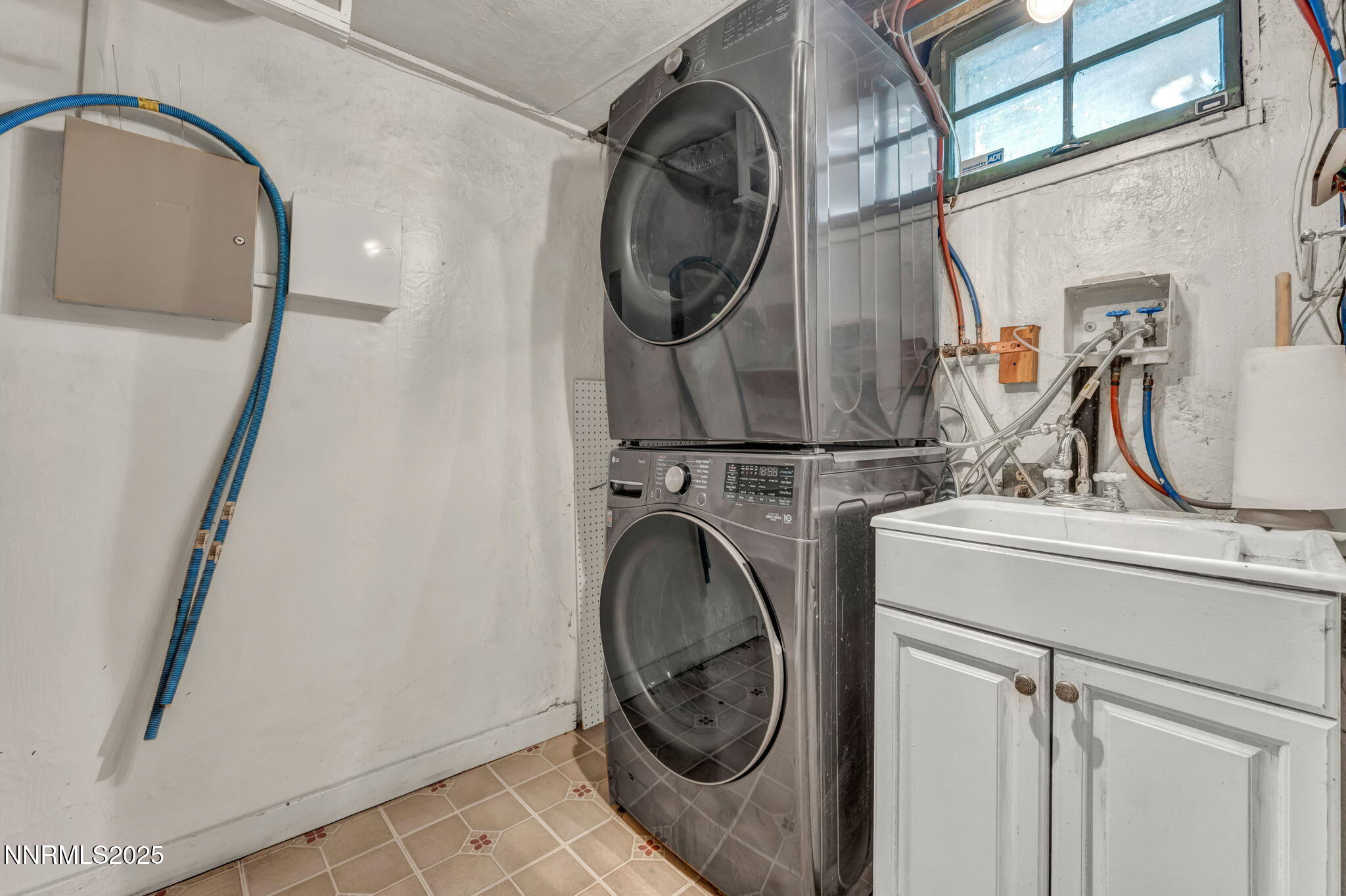 42-web-or-mls-1633-knox-ave