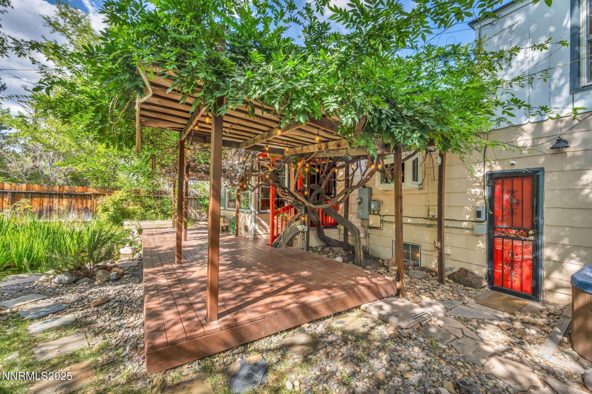 9-web-or-mls-1633-knox-ave