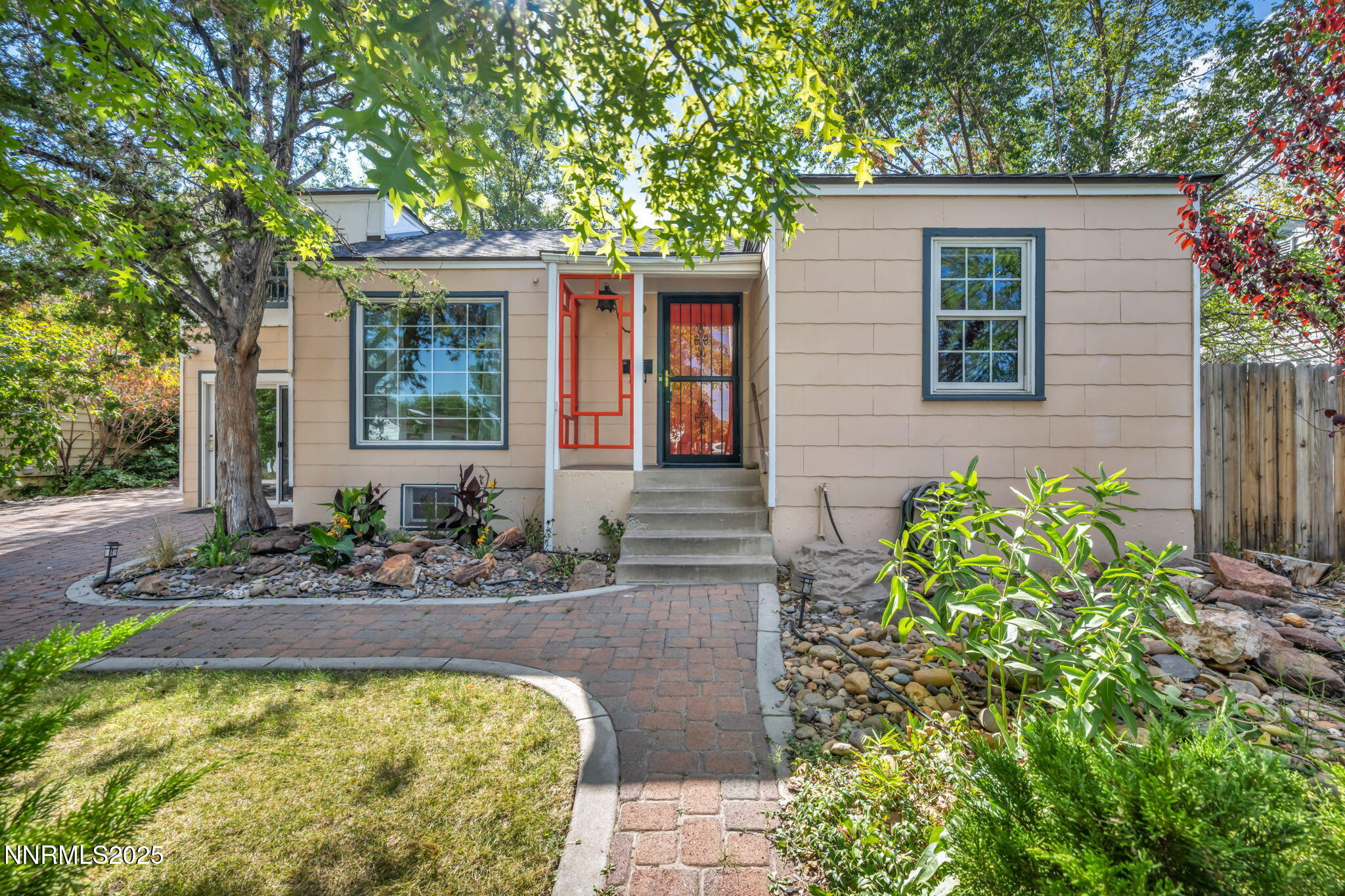 2-web-or-mls-1633-knox-ave