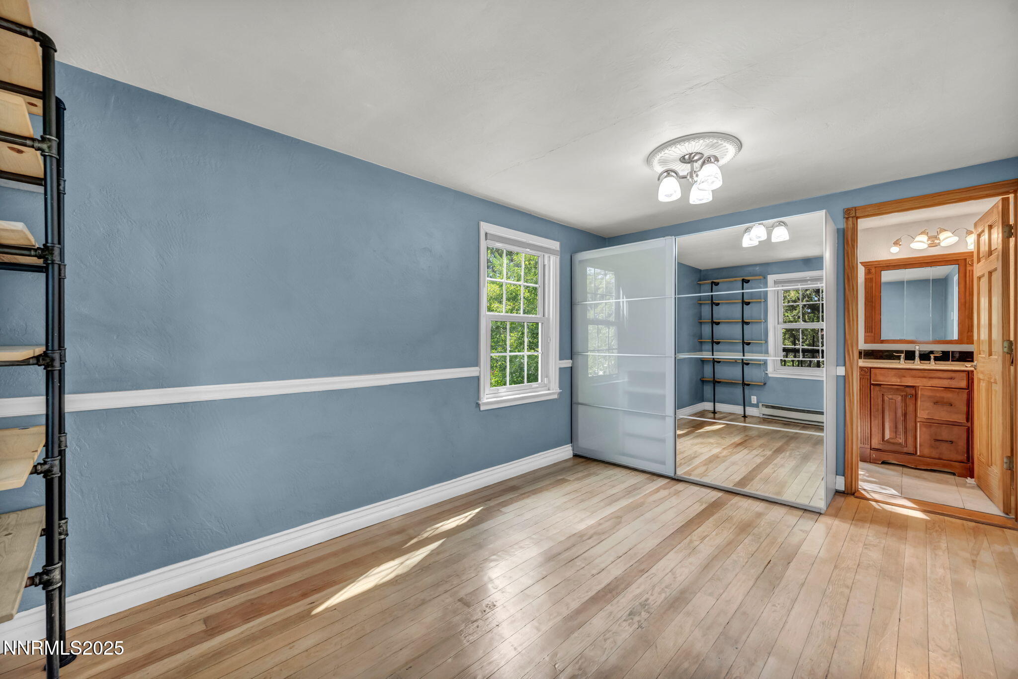 46-web-or-mls-1633-knox-ave