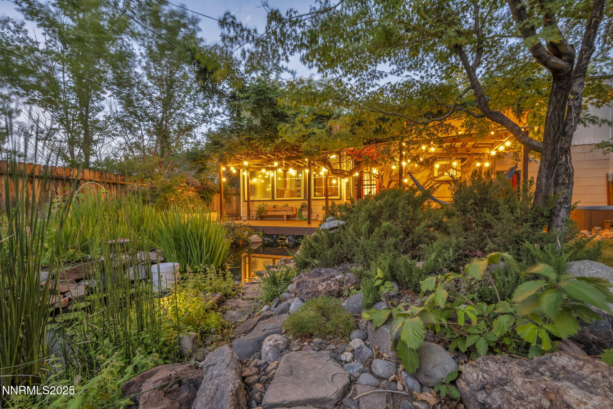 68-web-or-mls-1633-knox-ave