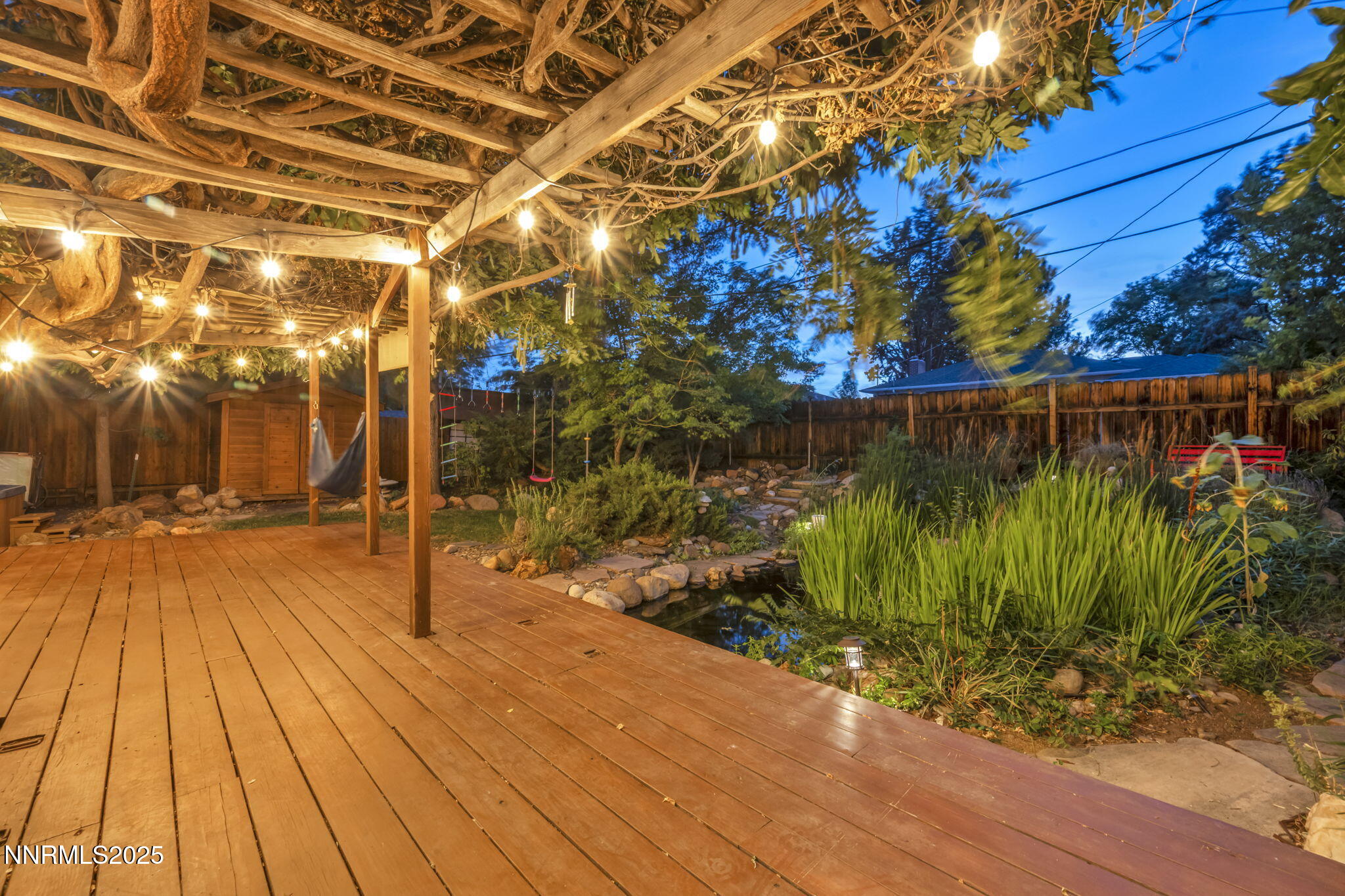 73-web-or-mls-1633-knox-ave