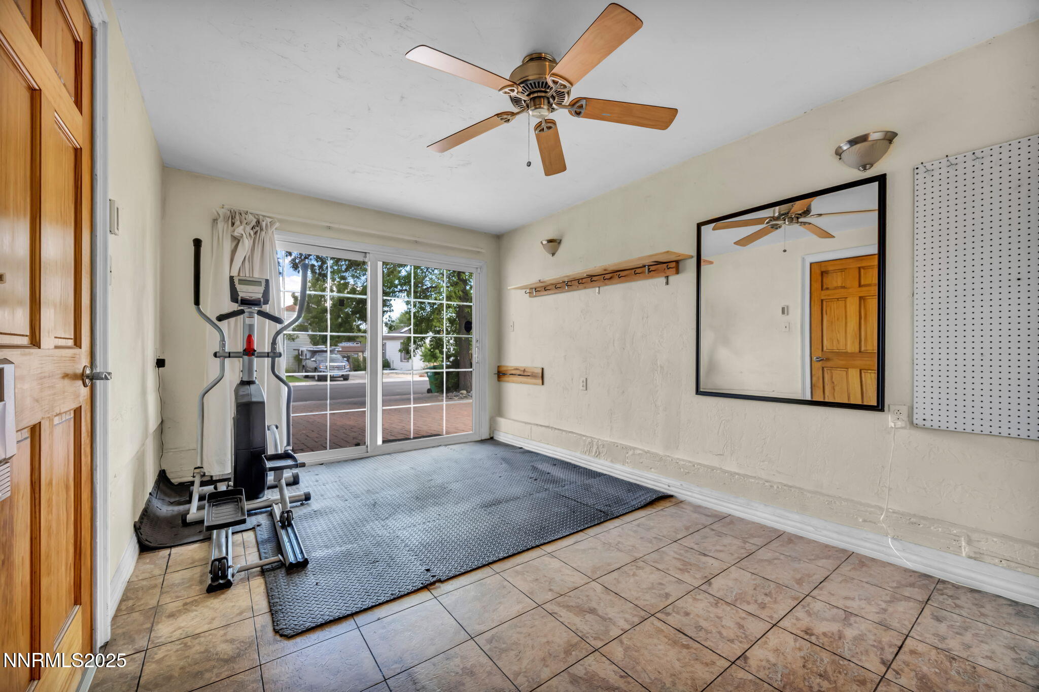 35-web-or-mls-1633-knox-ave