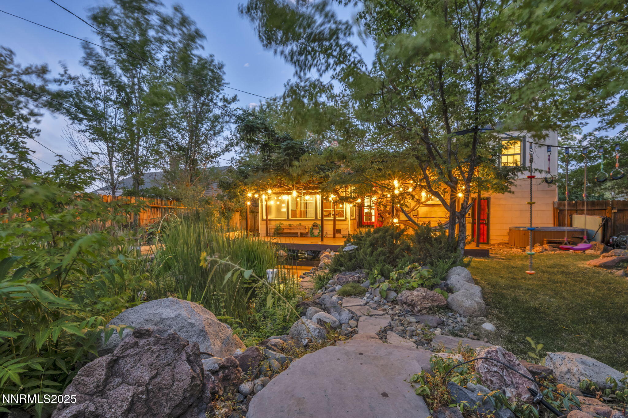 69-web-or-mls-1633-knox-ave