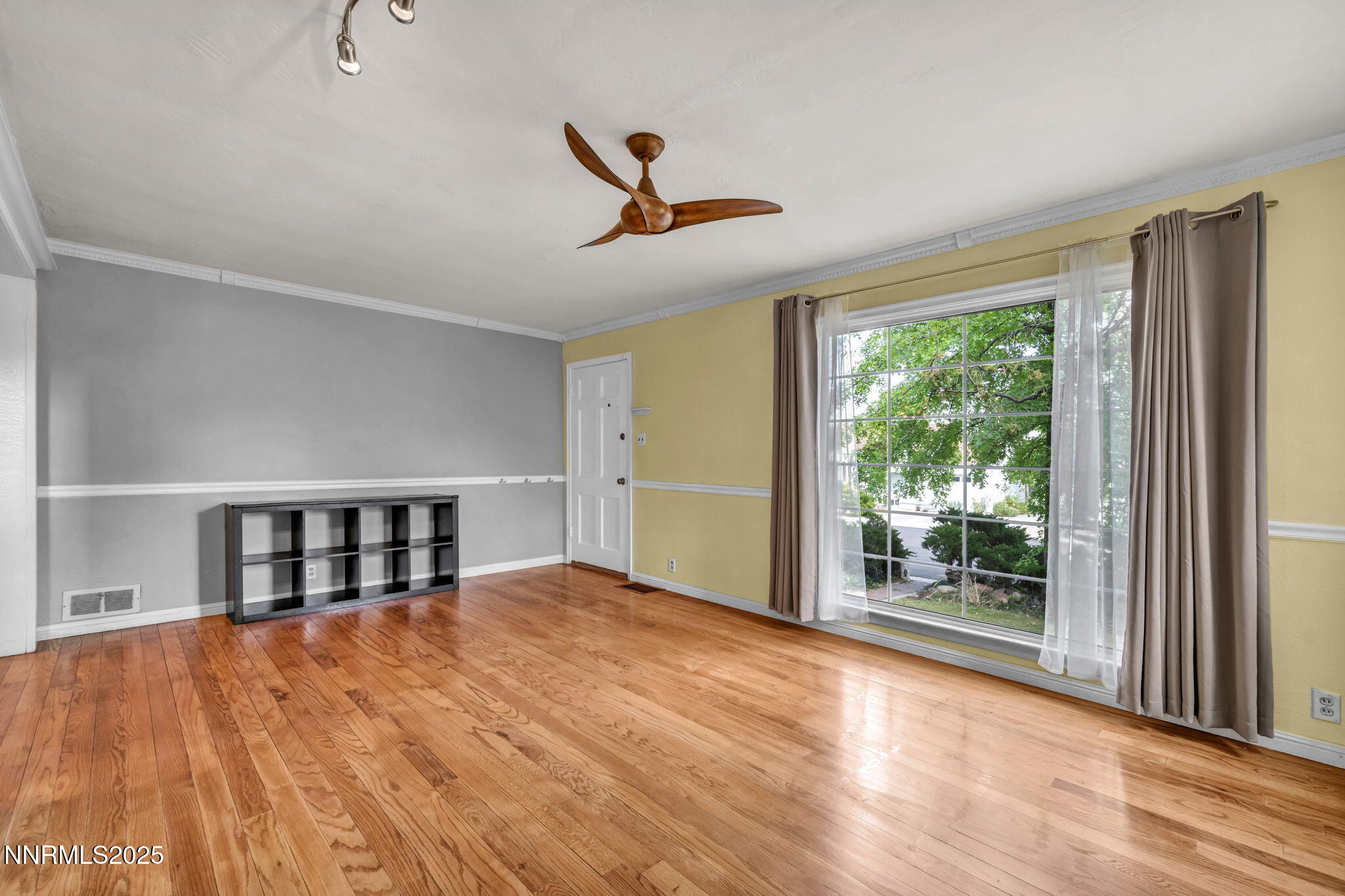 49-web-or-mls-1633-knox-ave