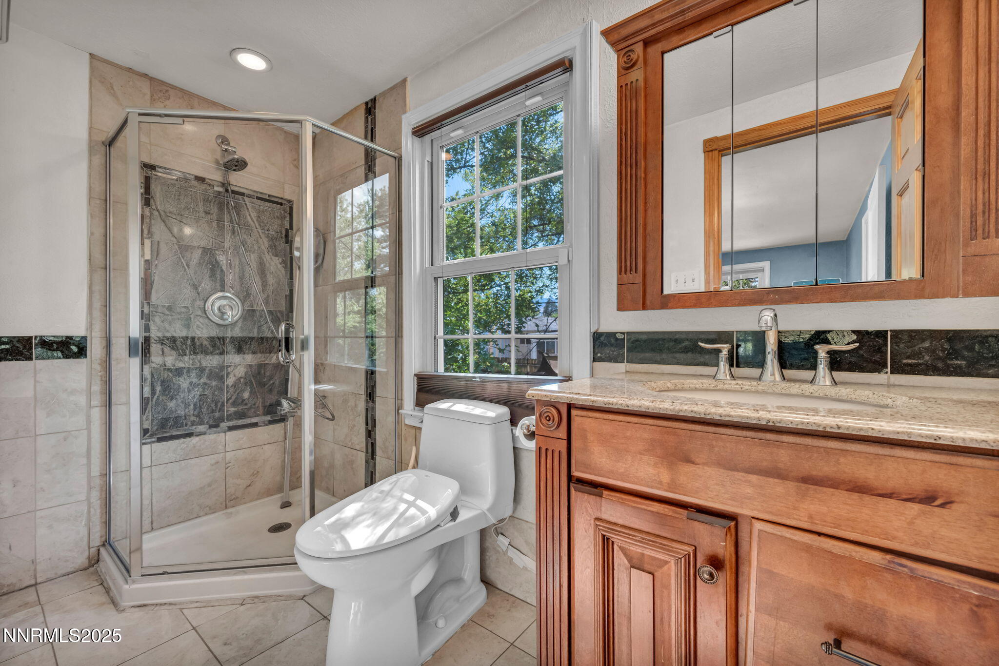 43-web-or-mls-1633-knox-ave