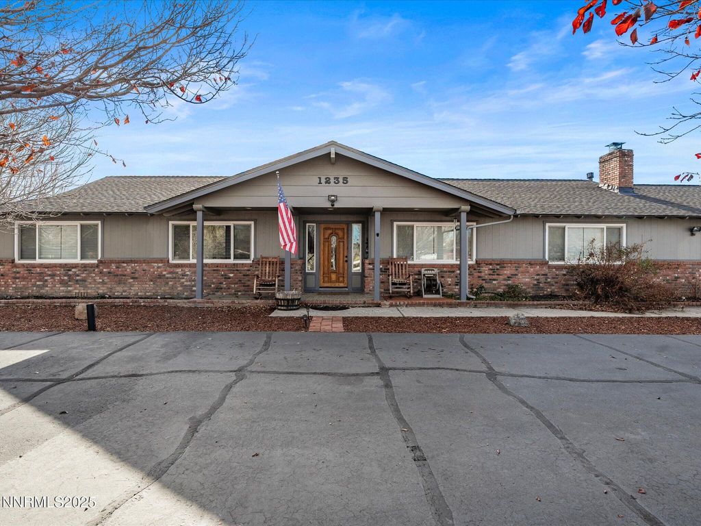 Photo of 1235 Koontz Lane, Carson City, NV 89701 (MLS # 250058808)